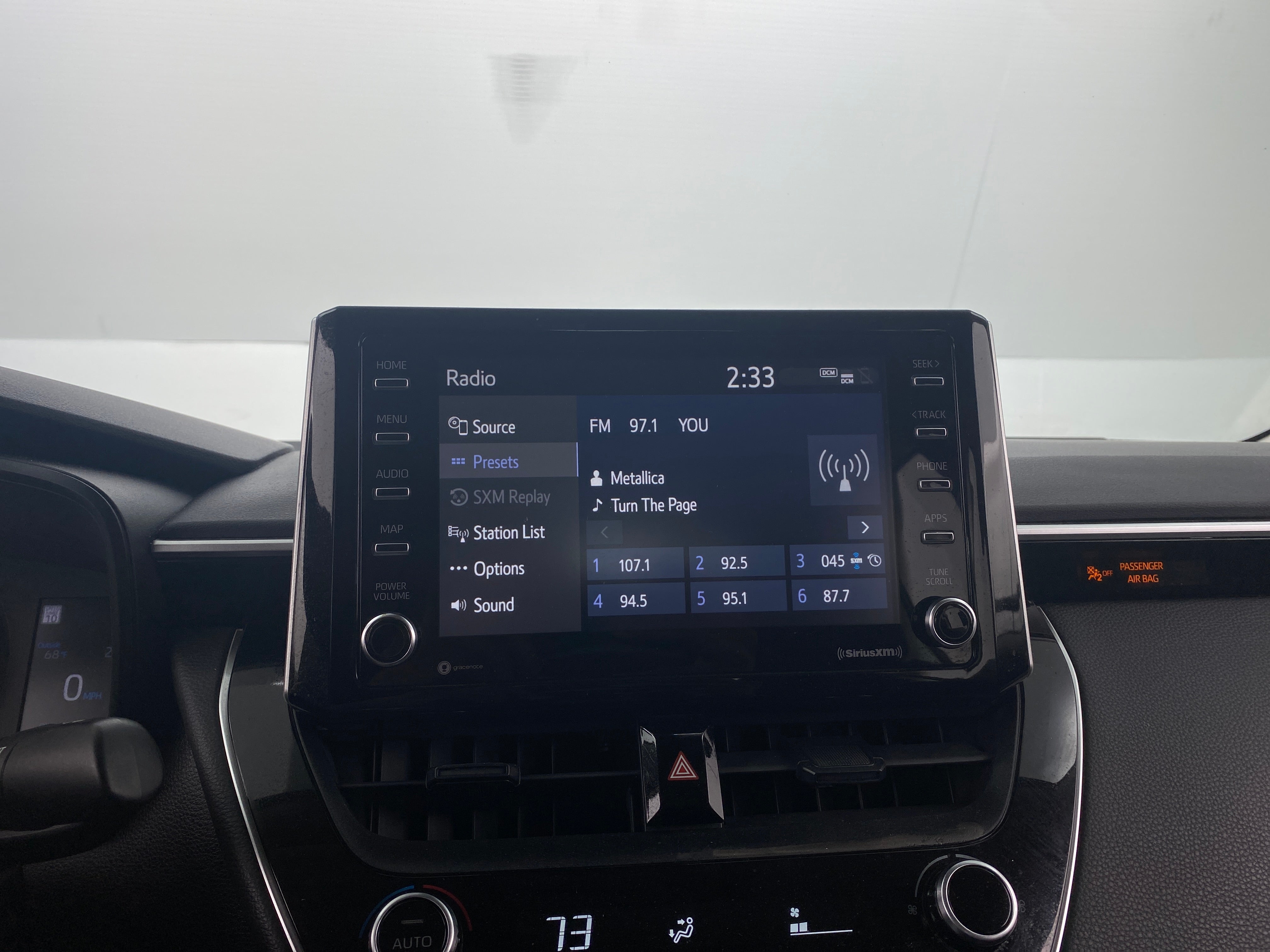 2021 Toyota Corolla LE 4