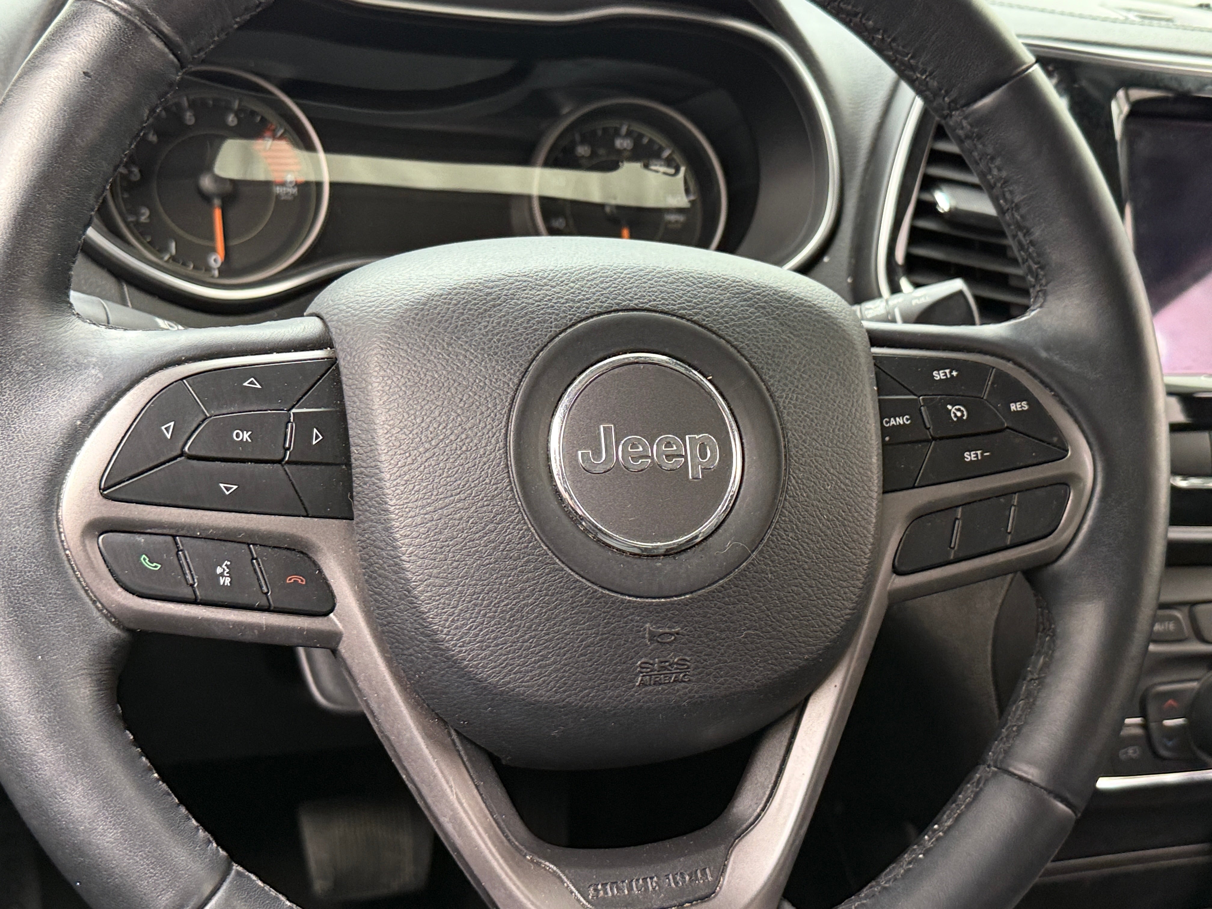 2019 Jeep Cherokee Limited Edition 4
