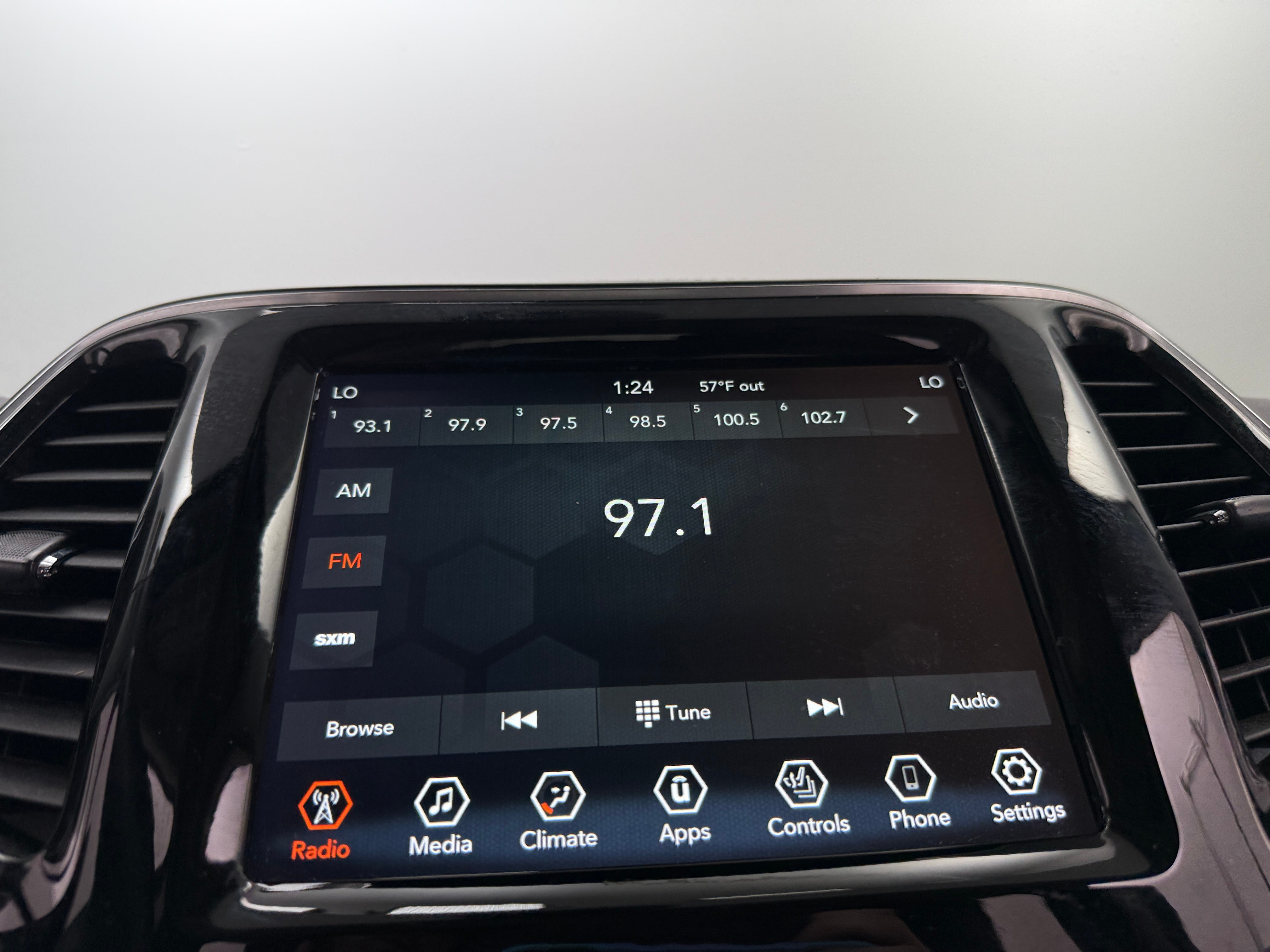 2019 Jeep Cherokee Limited Edition 3