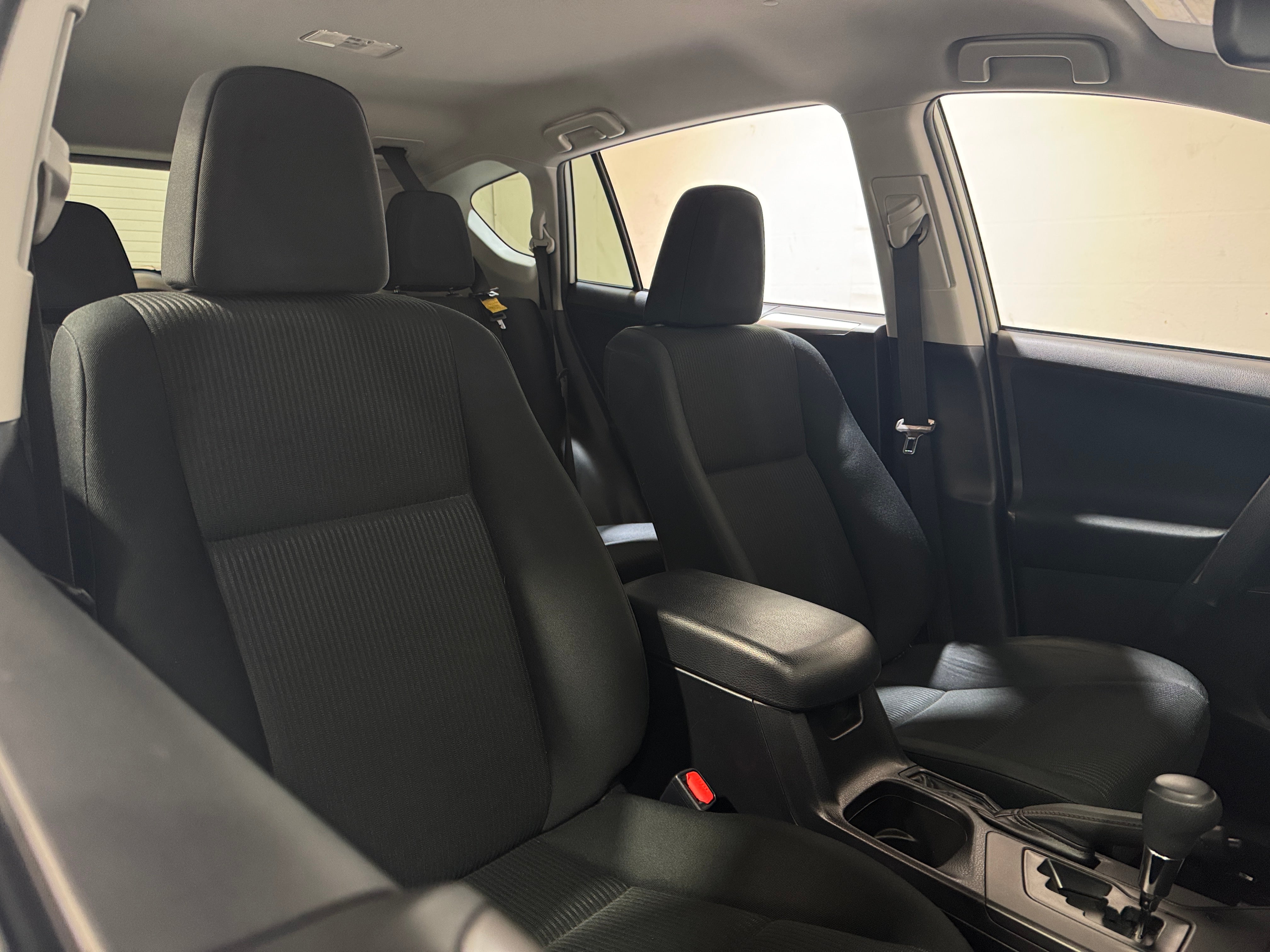 2018 Toyota RAV4 LE 2