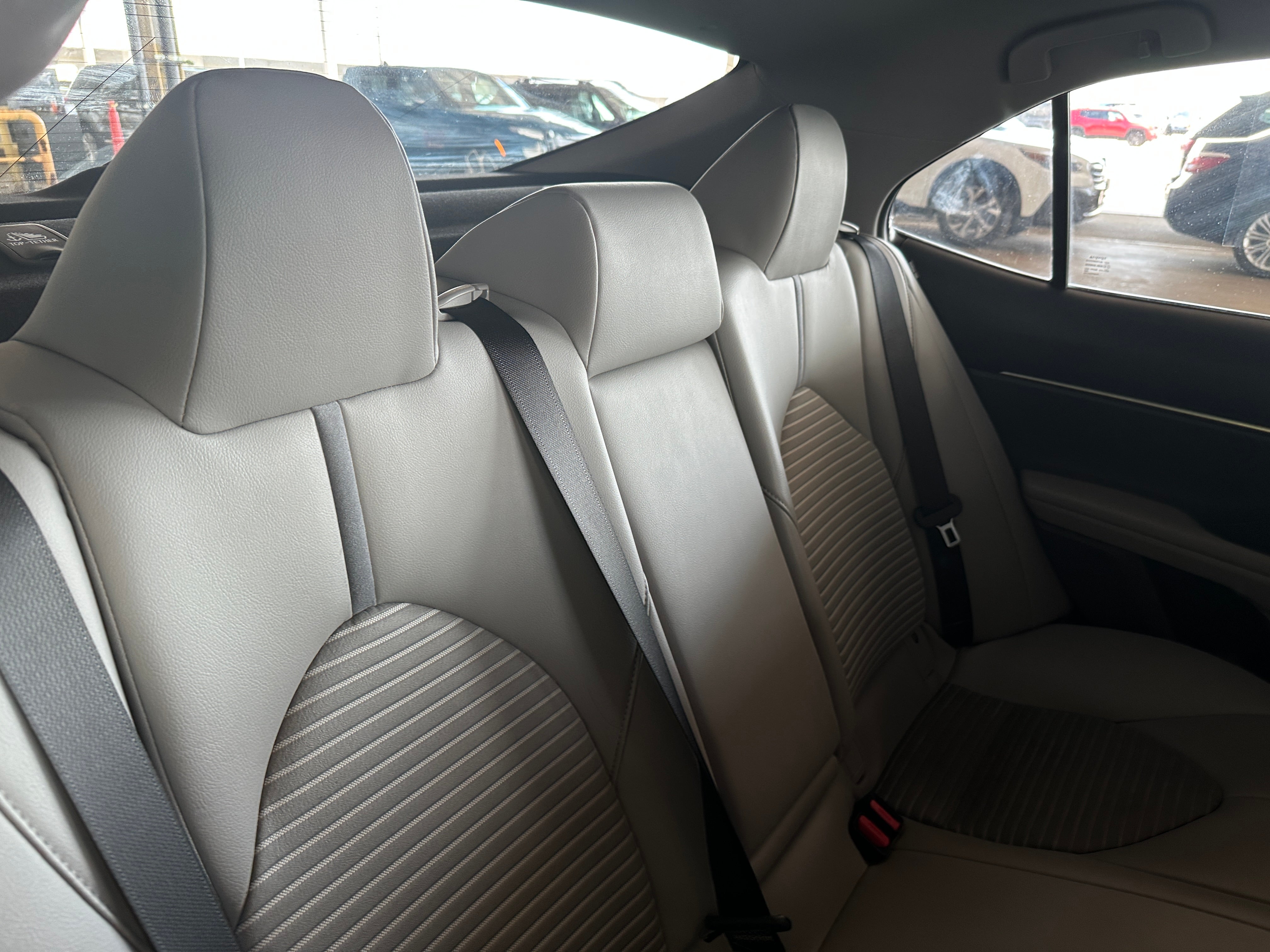 2018 Toyota Camry SE 5
