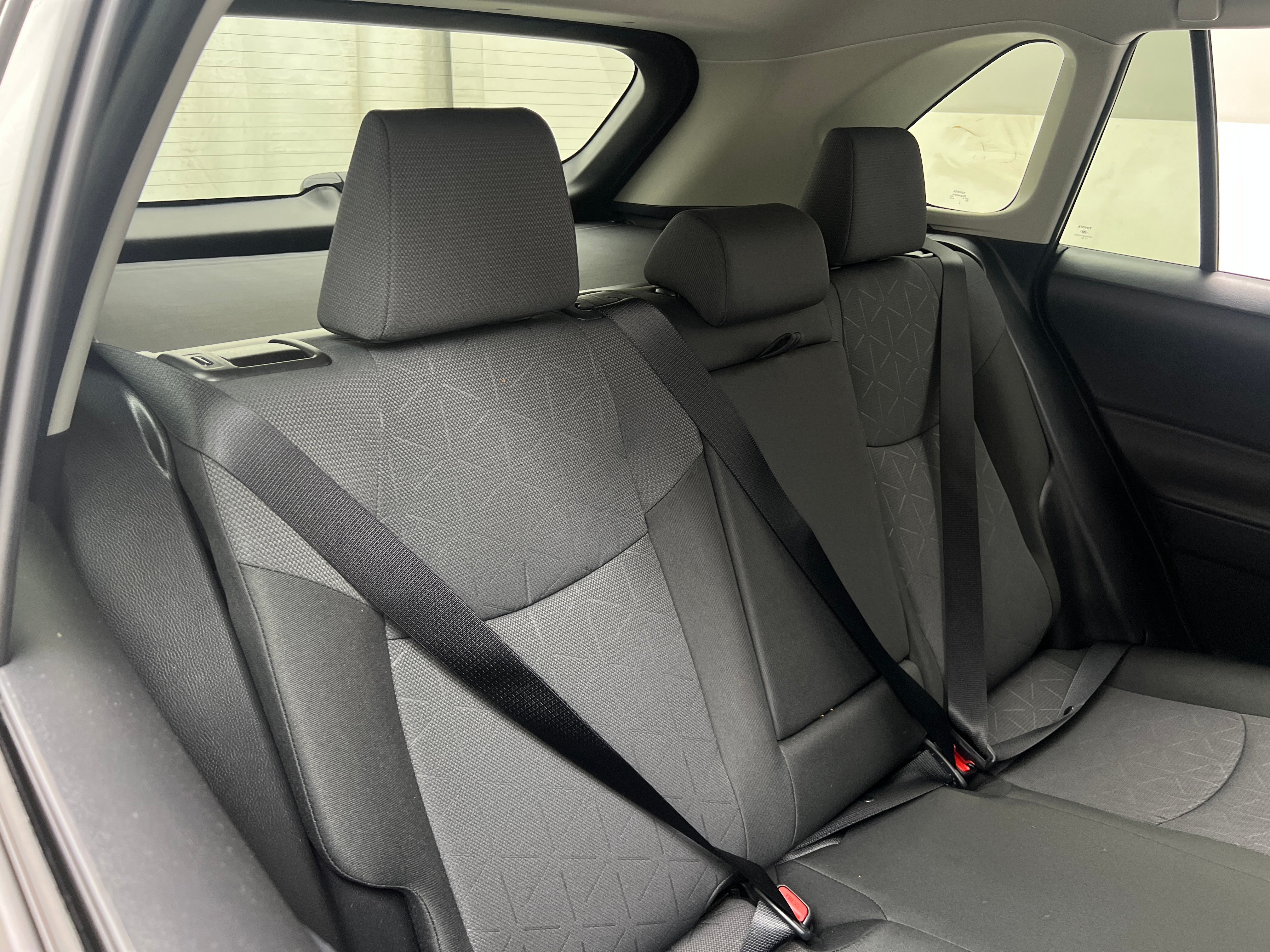 2024 Toyota RAV4 XLE 6