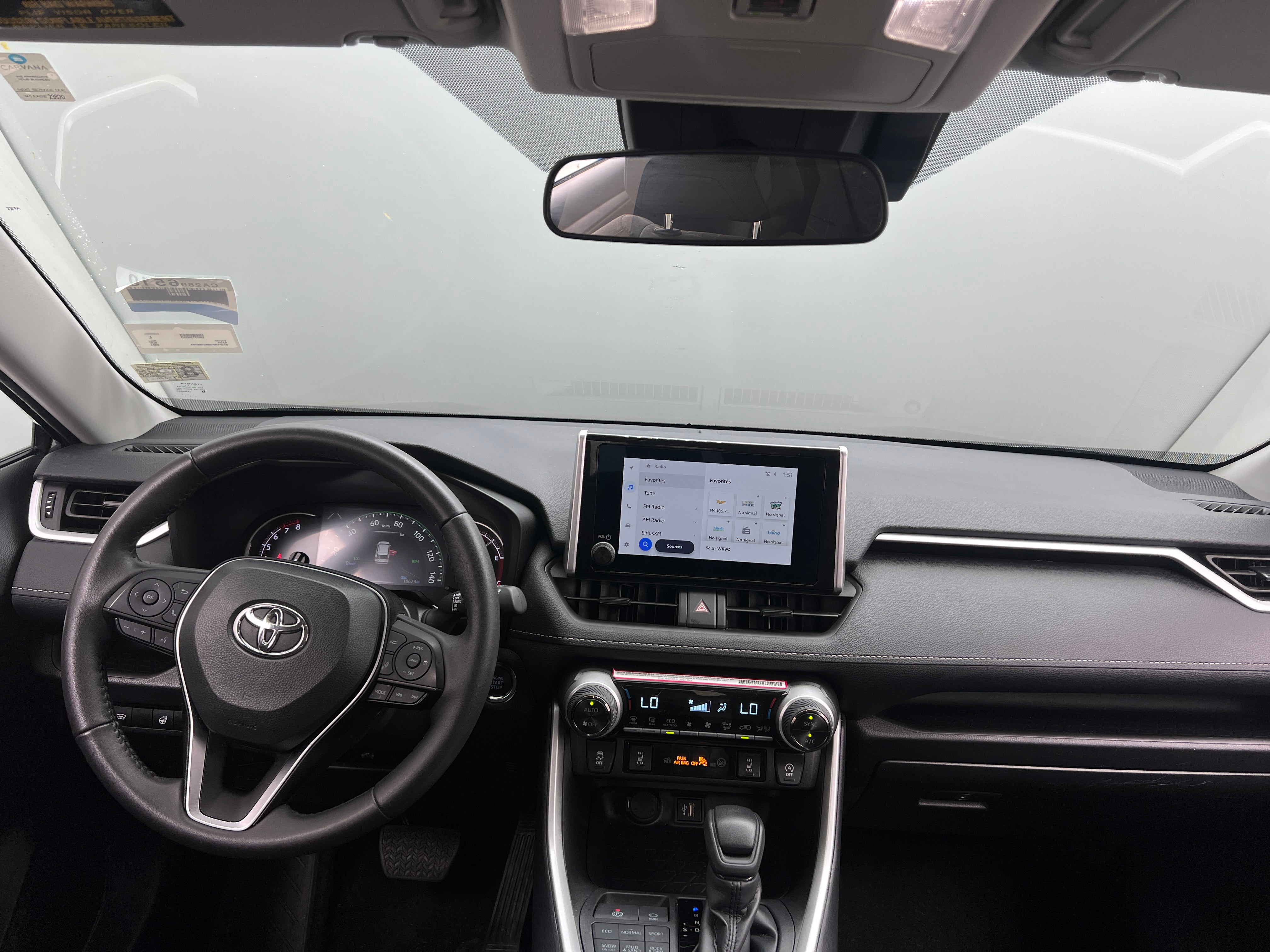 2024 Toyota RAV4 XLE 3