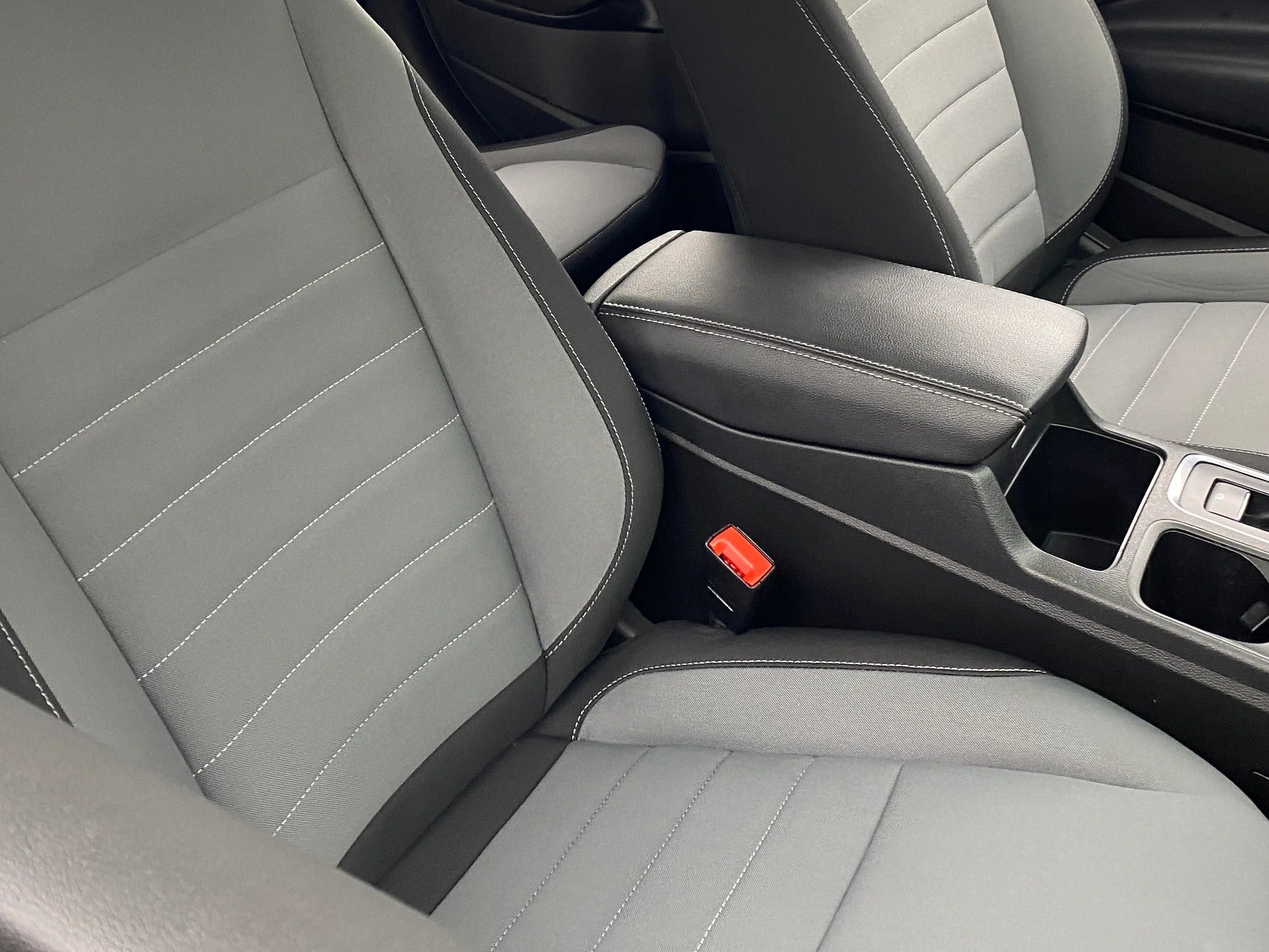 2019 Ford Escape S 2