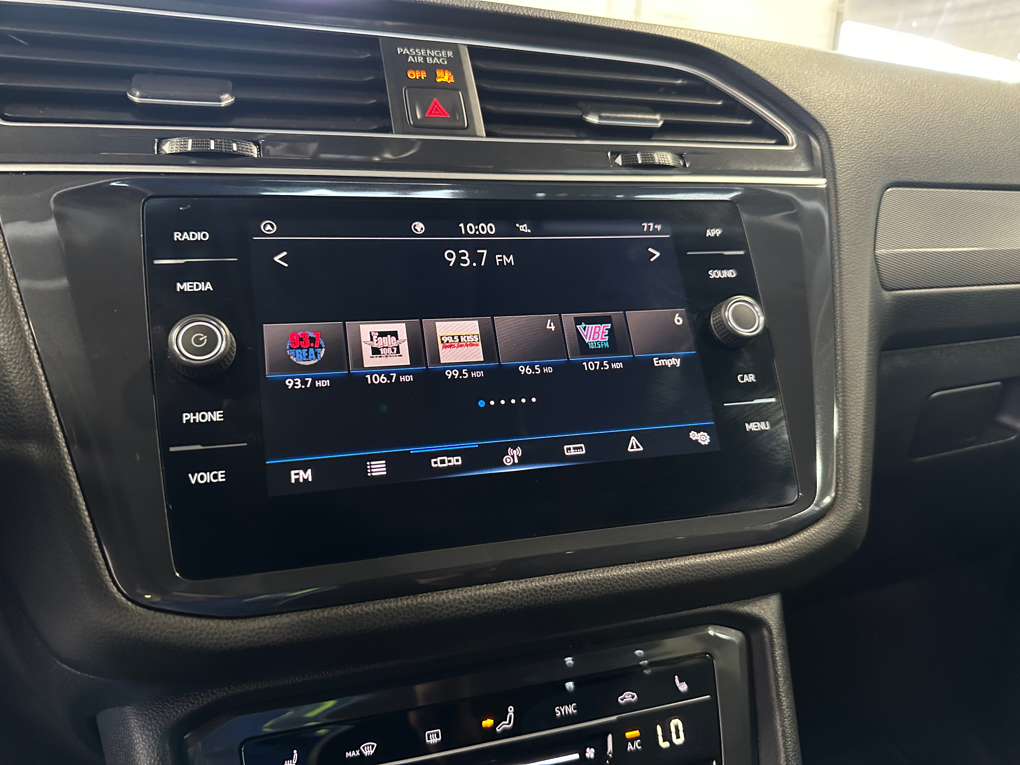 2024 Volkswagen Tiguan SE 3