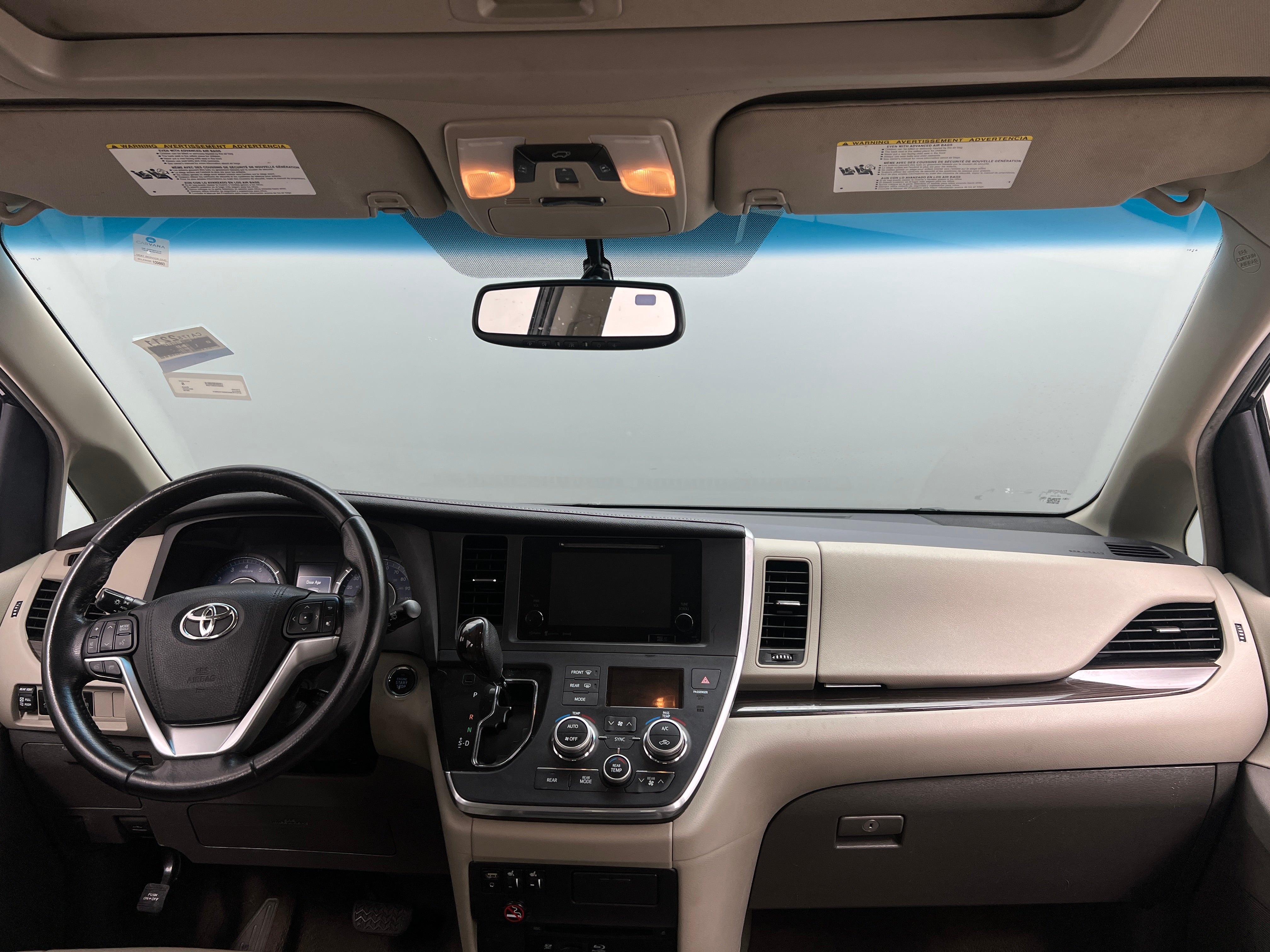 2016 Toyota Sienna XLE Premium 2