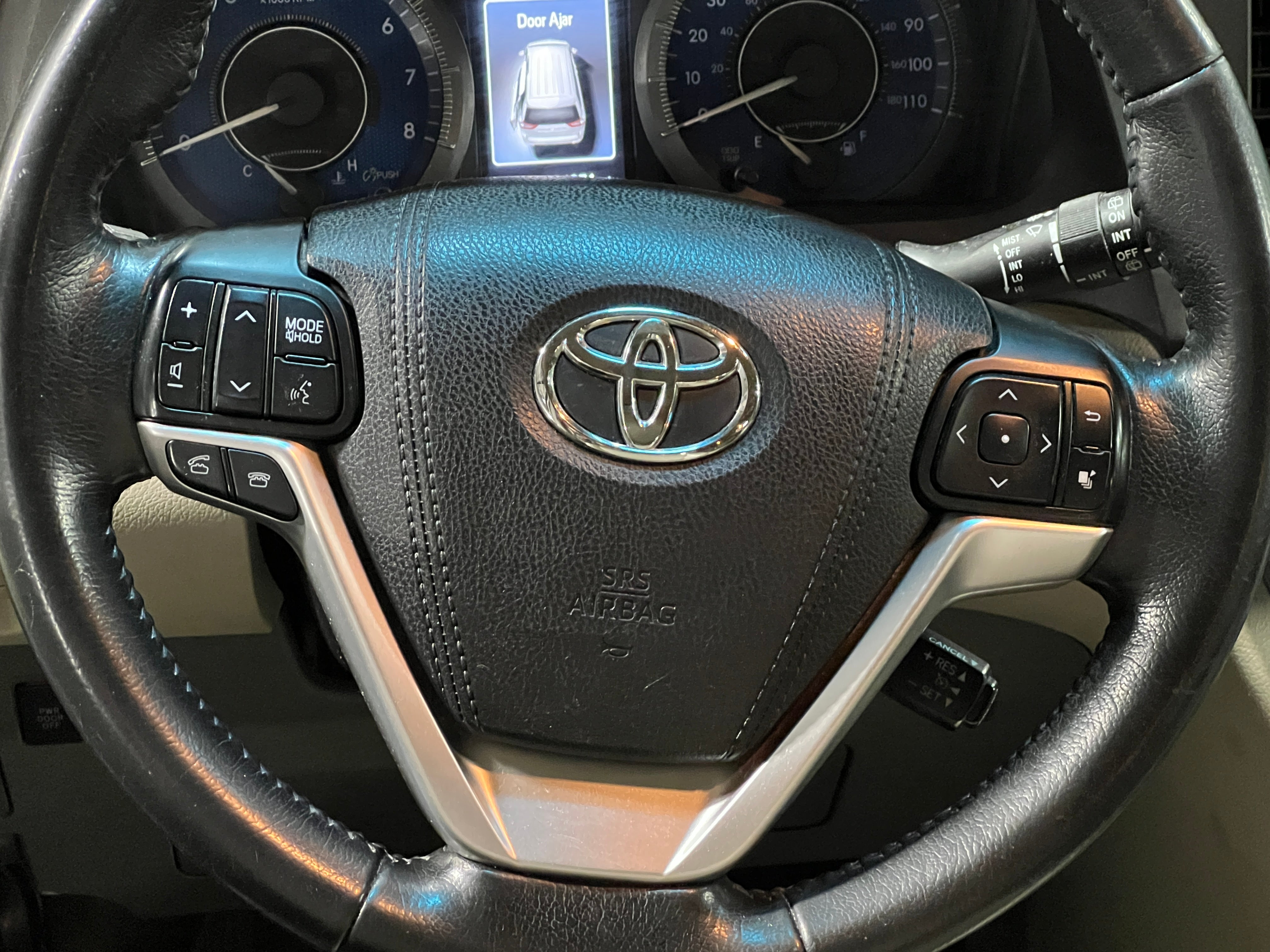 2016 Toyota Sienna XLE Premium 4