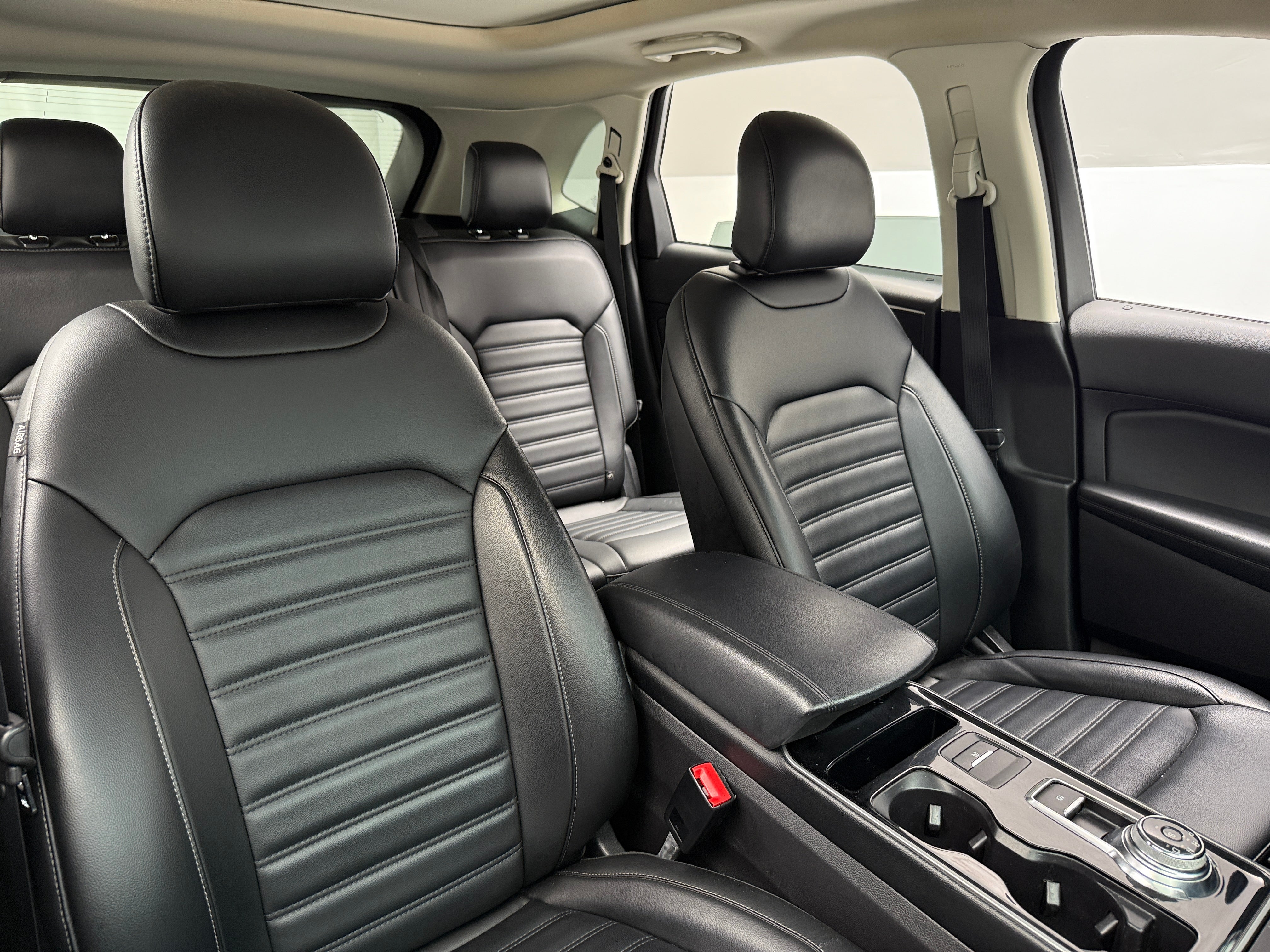 2019 Ford Edge SEL 2