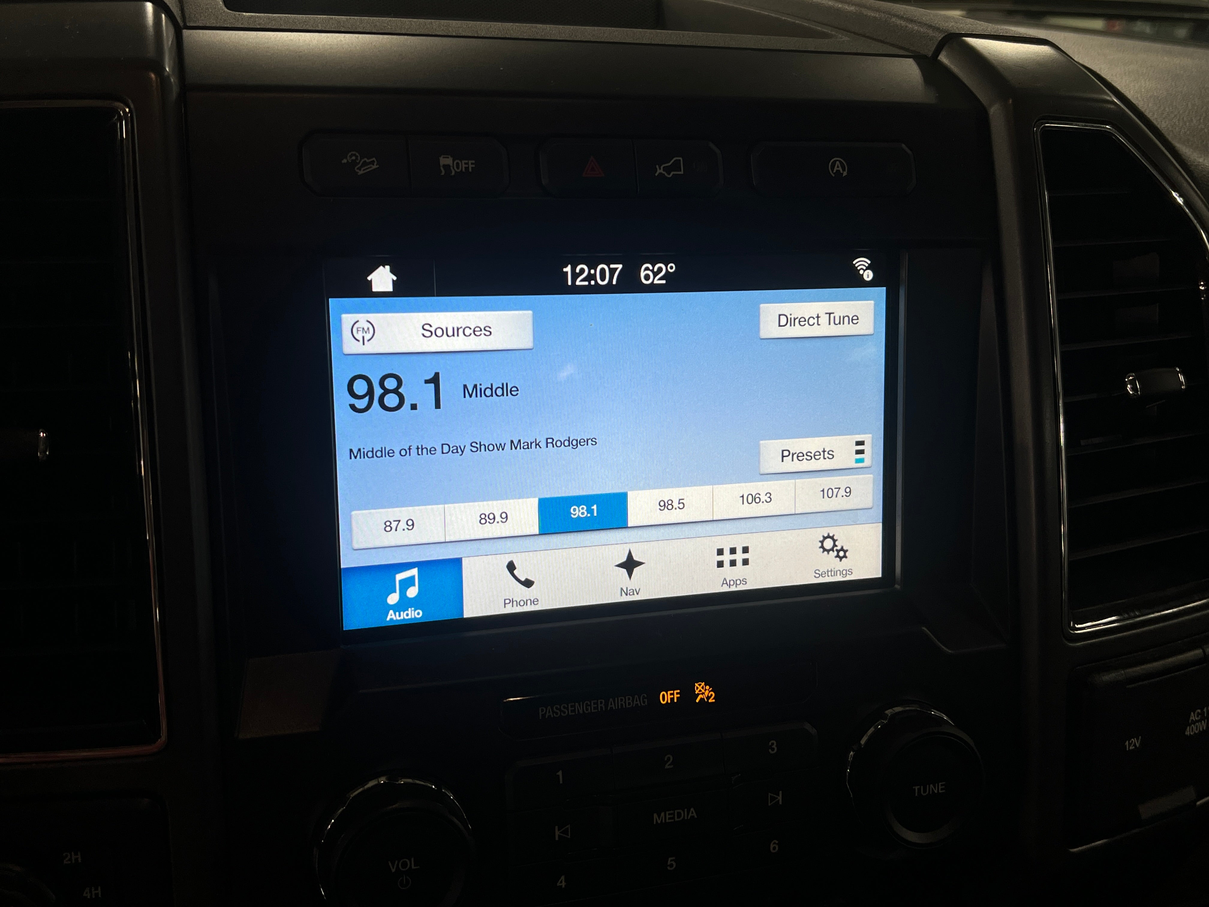 2018 Ford Econoline E-150 4