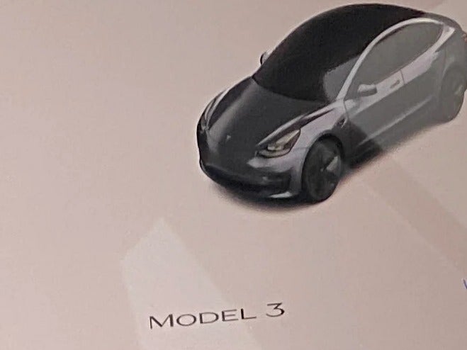 2023 Tesla Model 3 Standard Range 3