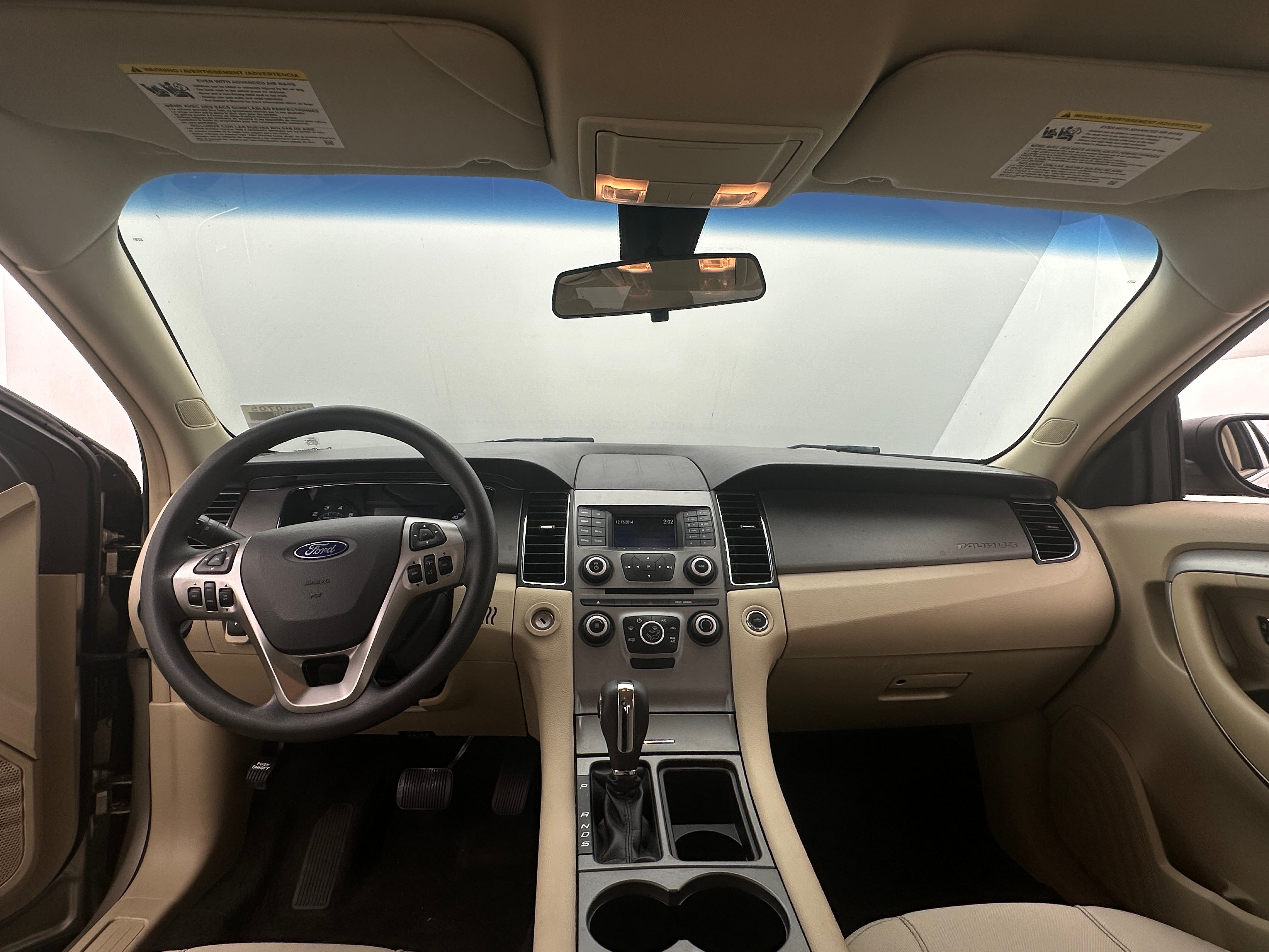 2018 Ford Taurus SE 3