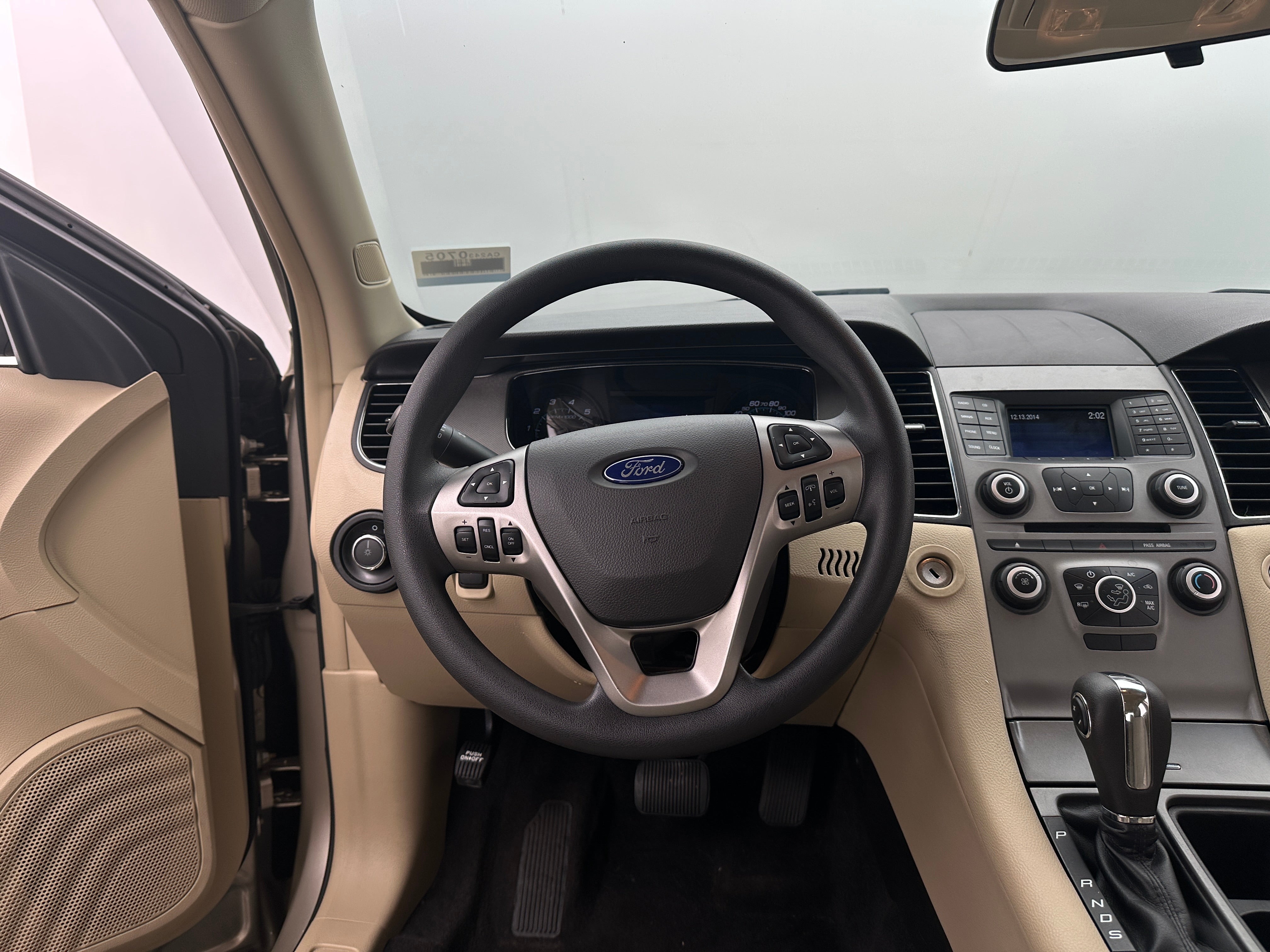 2018 Ford Taurus SE 5