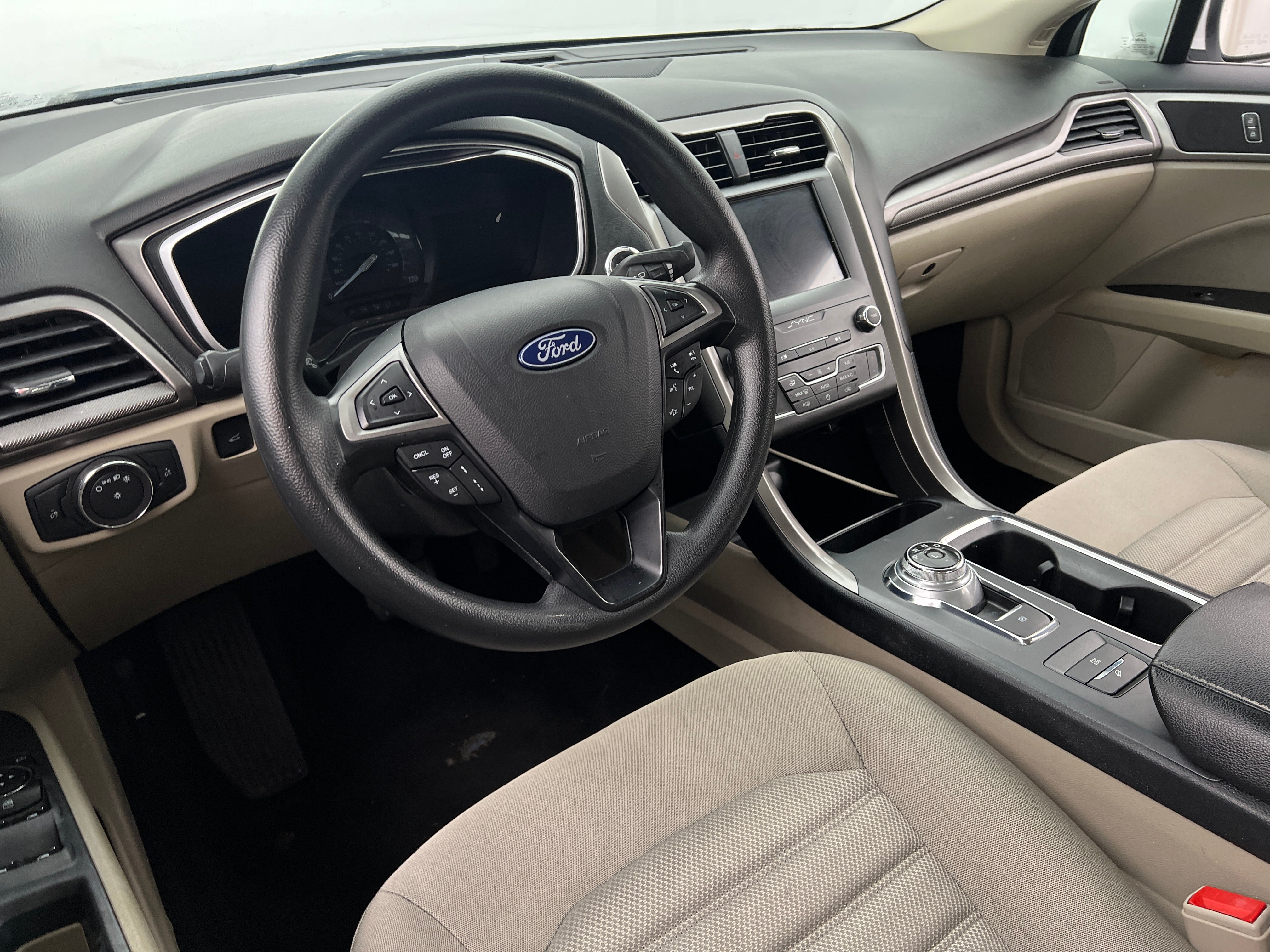 2019 Ford Fusion  3