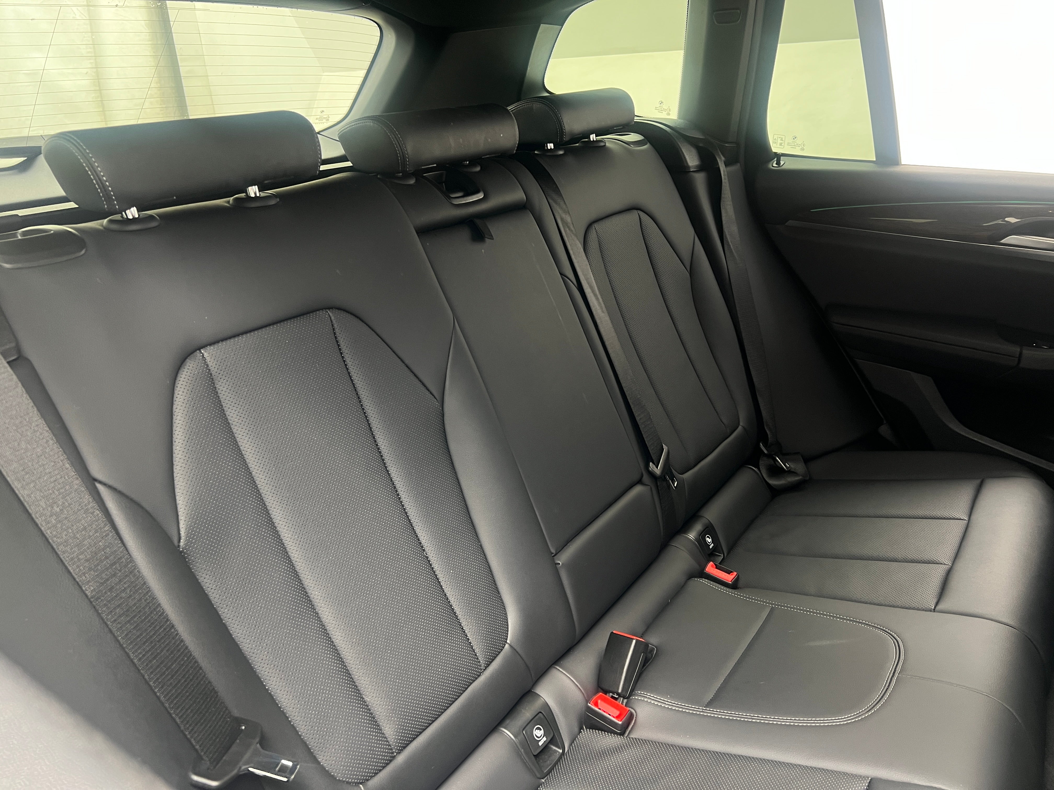 2022 BMW X3 xDrive30i 5