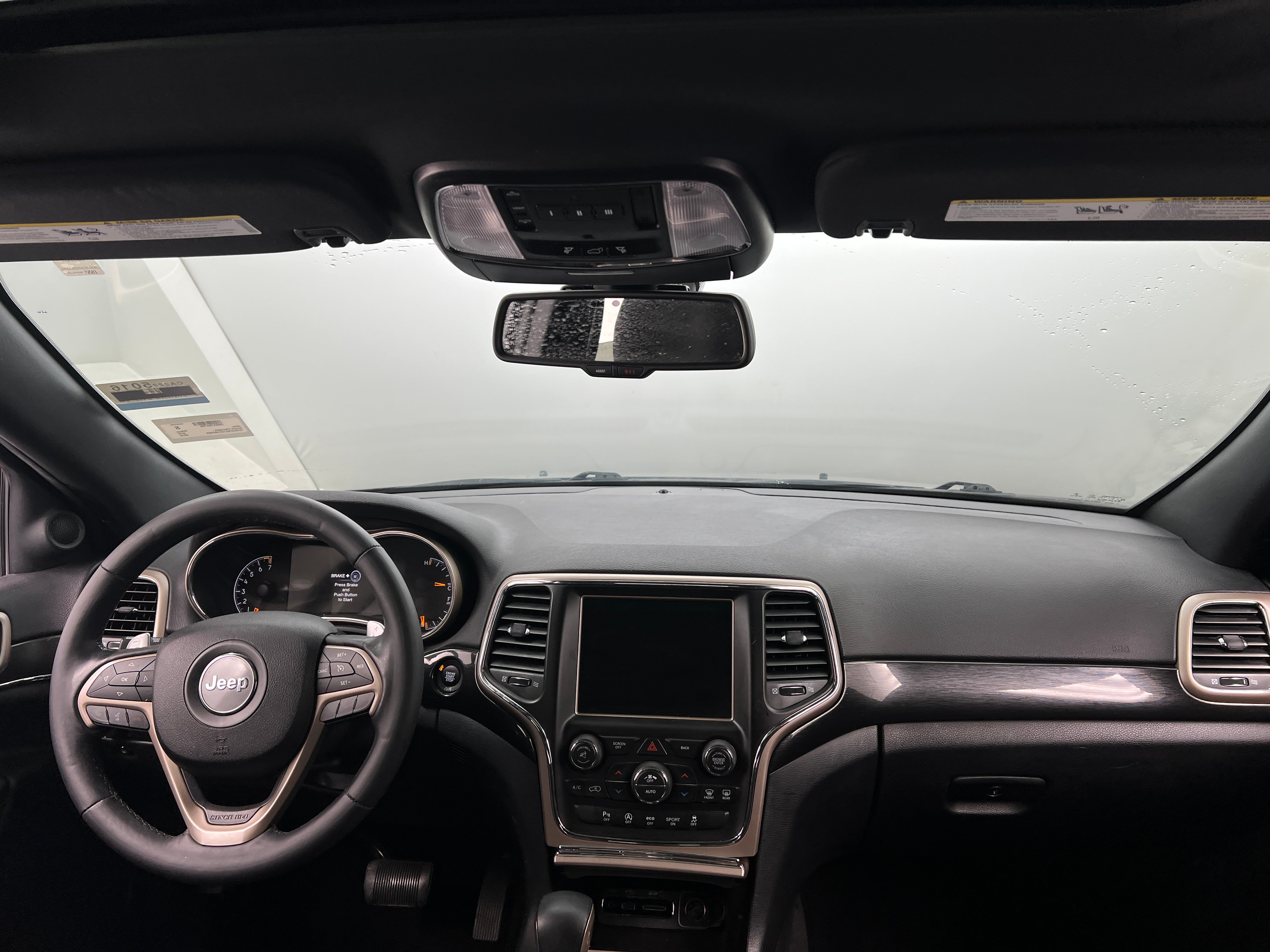 2016 Jeep Grand Cherokee Laredo 3