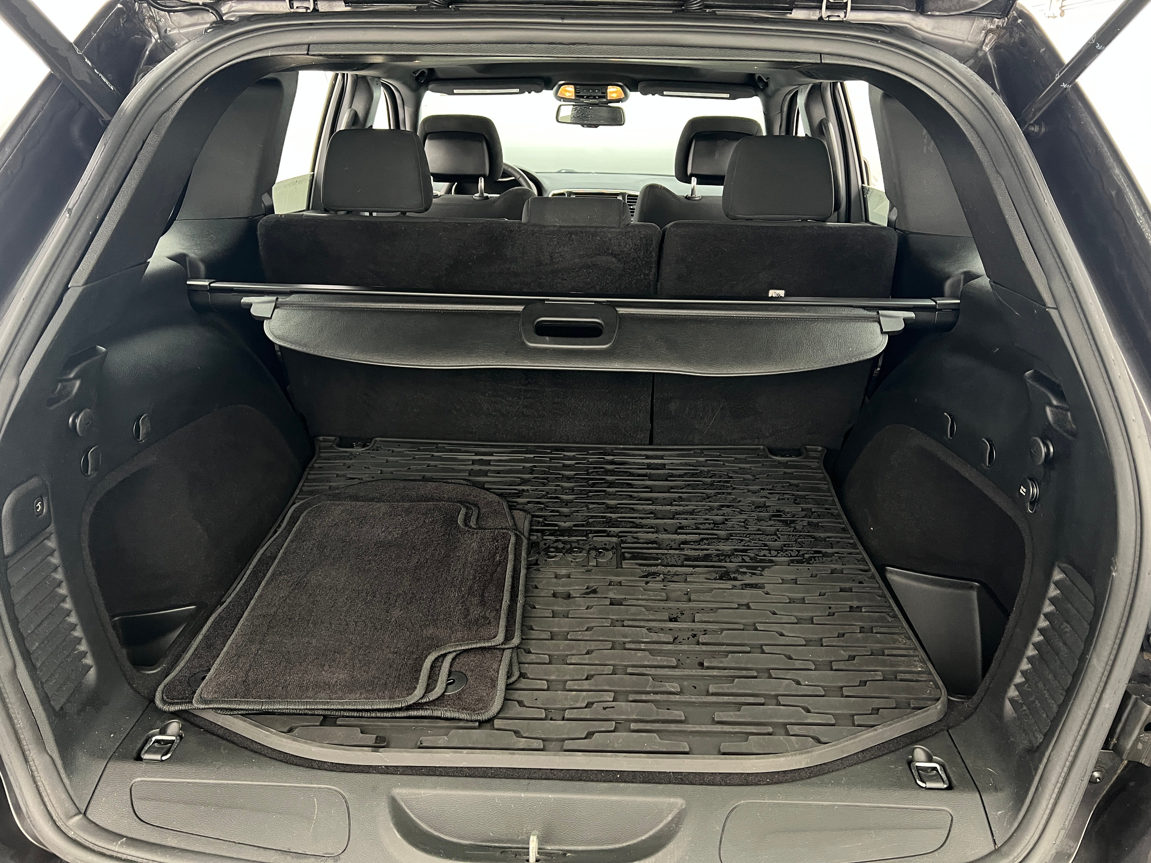 2016 Jeep Grand Cherokee Laredo 7