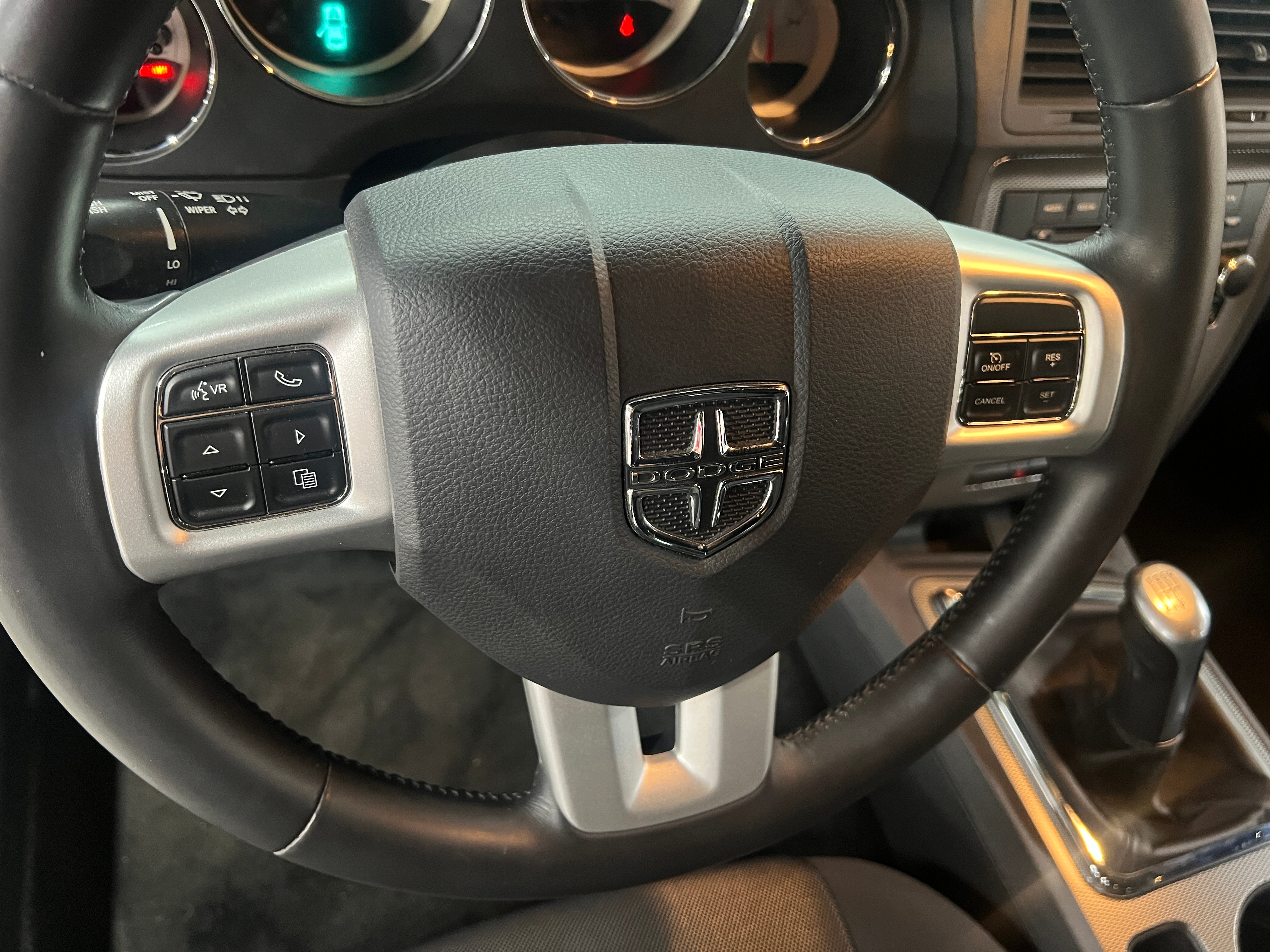 2014 Dodge Challenger R/T 4