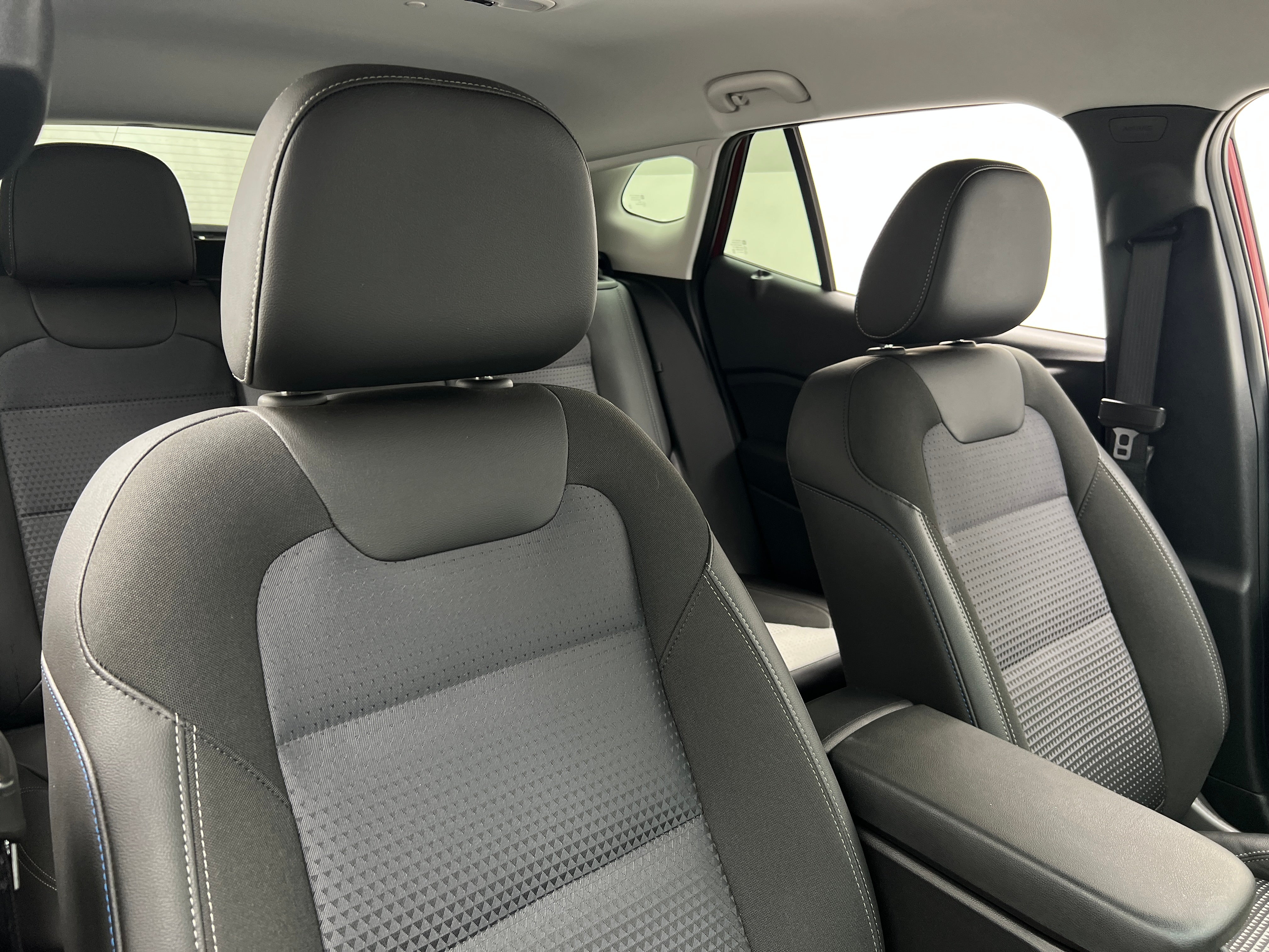 2024 Chevrolet Trax LT 2