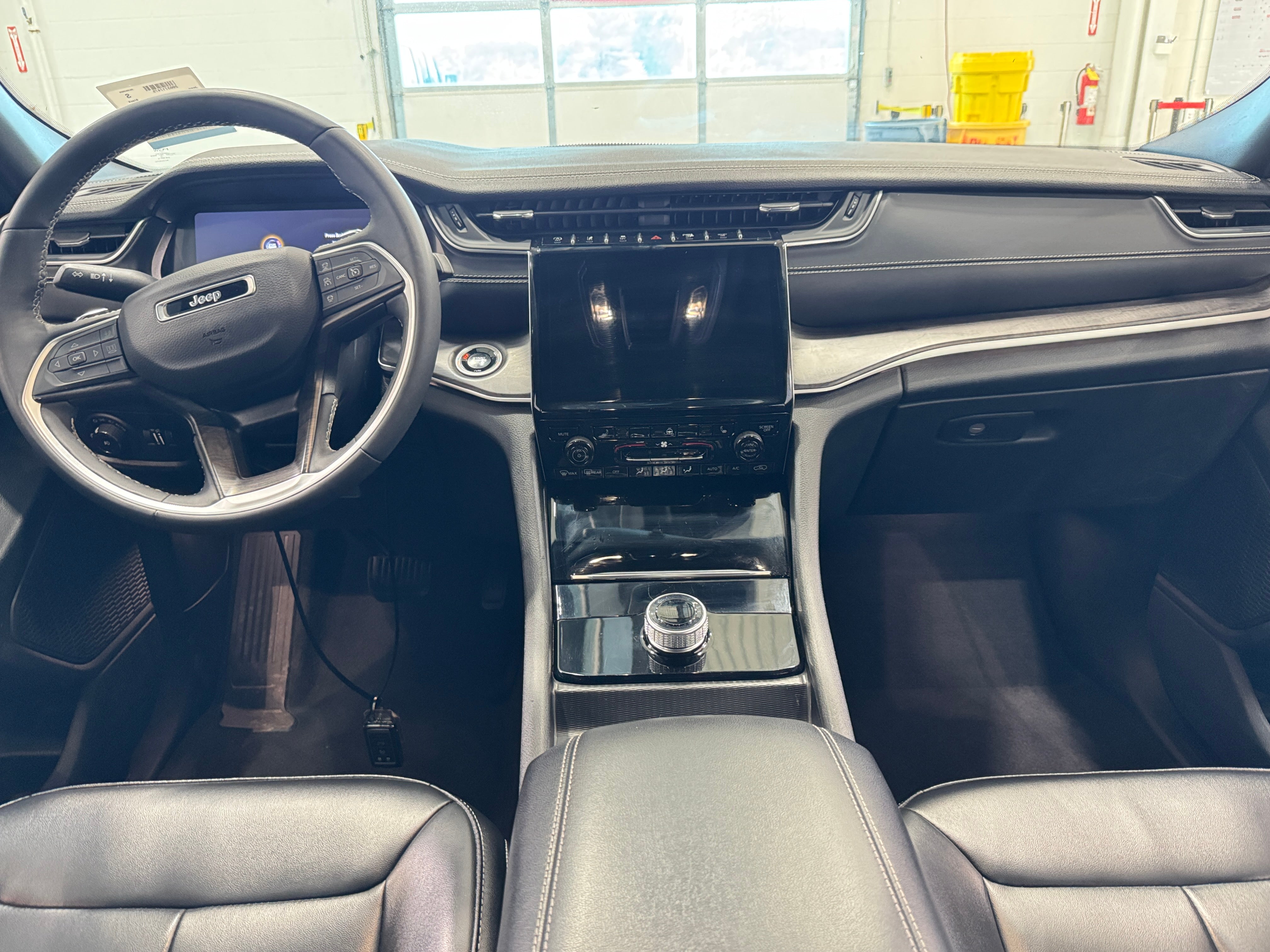 2024 Jeep Grand Cherokee Limited Edition 2