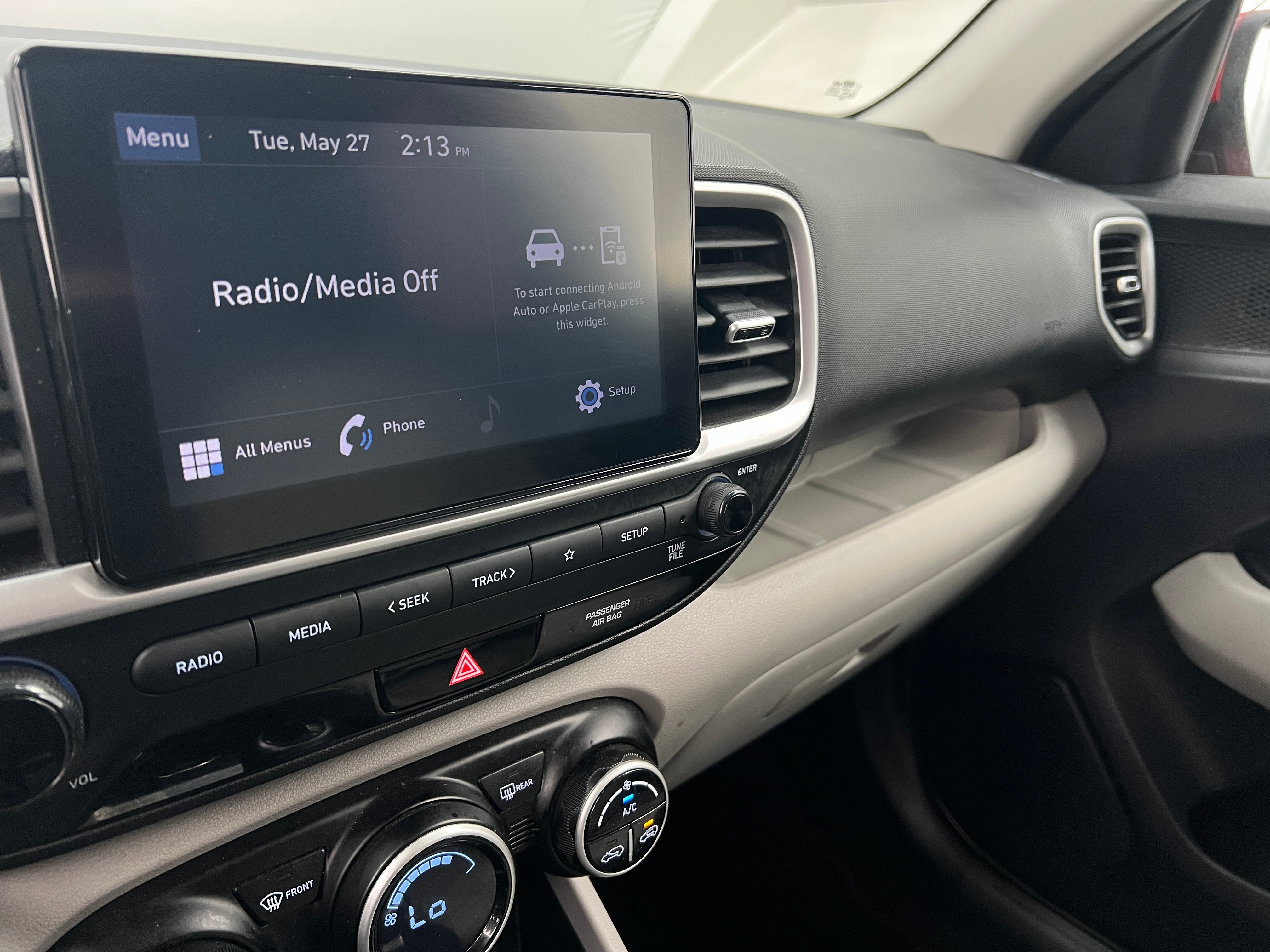 2022 Hyundai Venue SEL 4