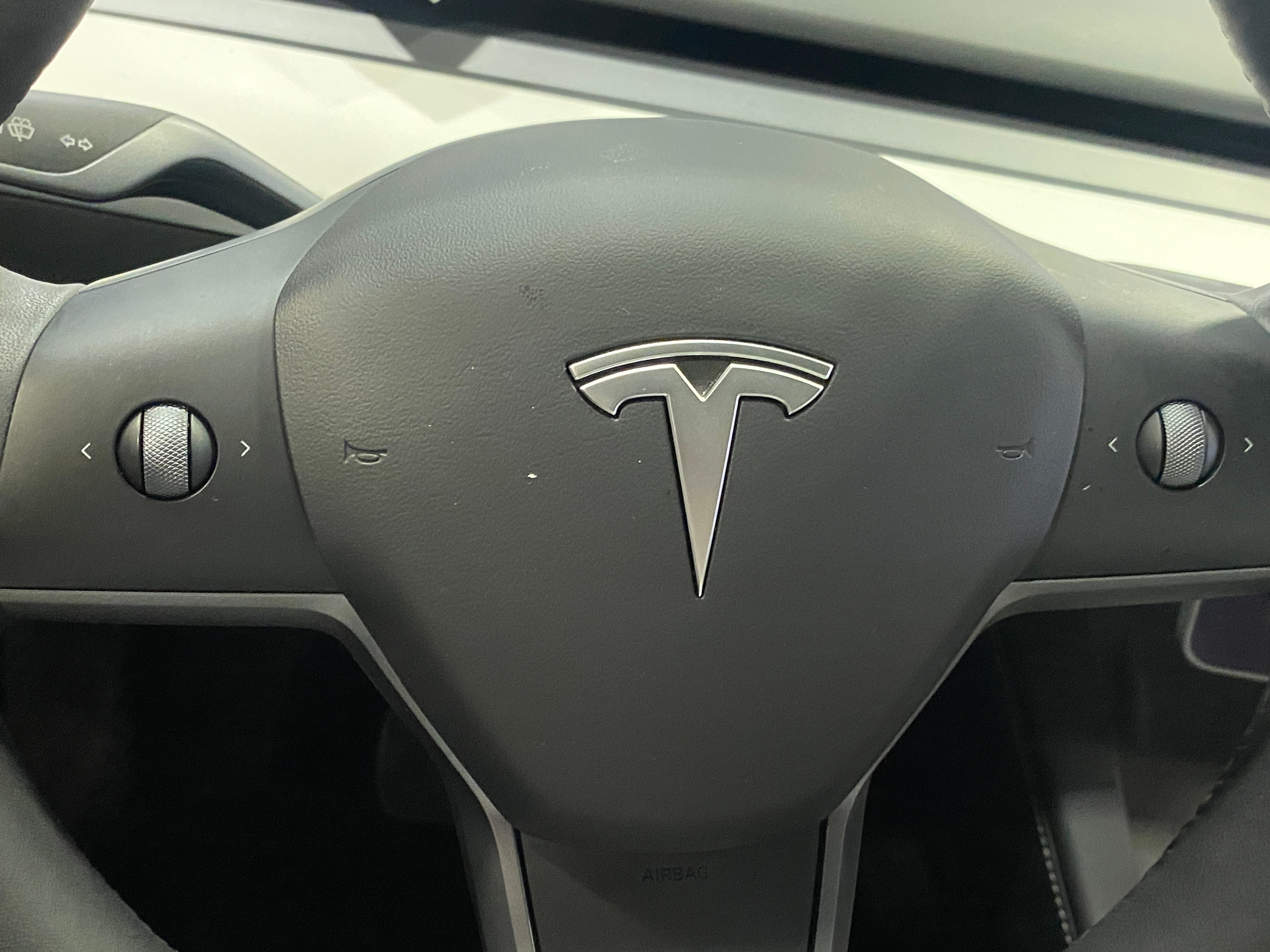 2022 Tesla Model Y Long Range 4