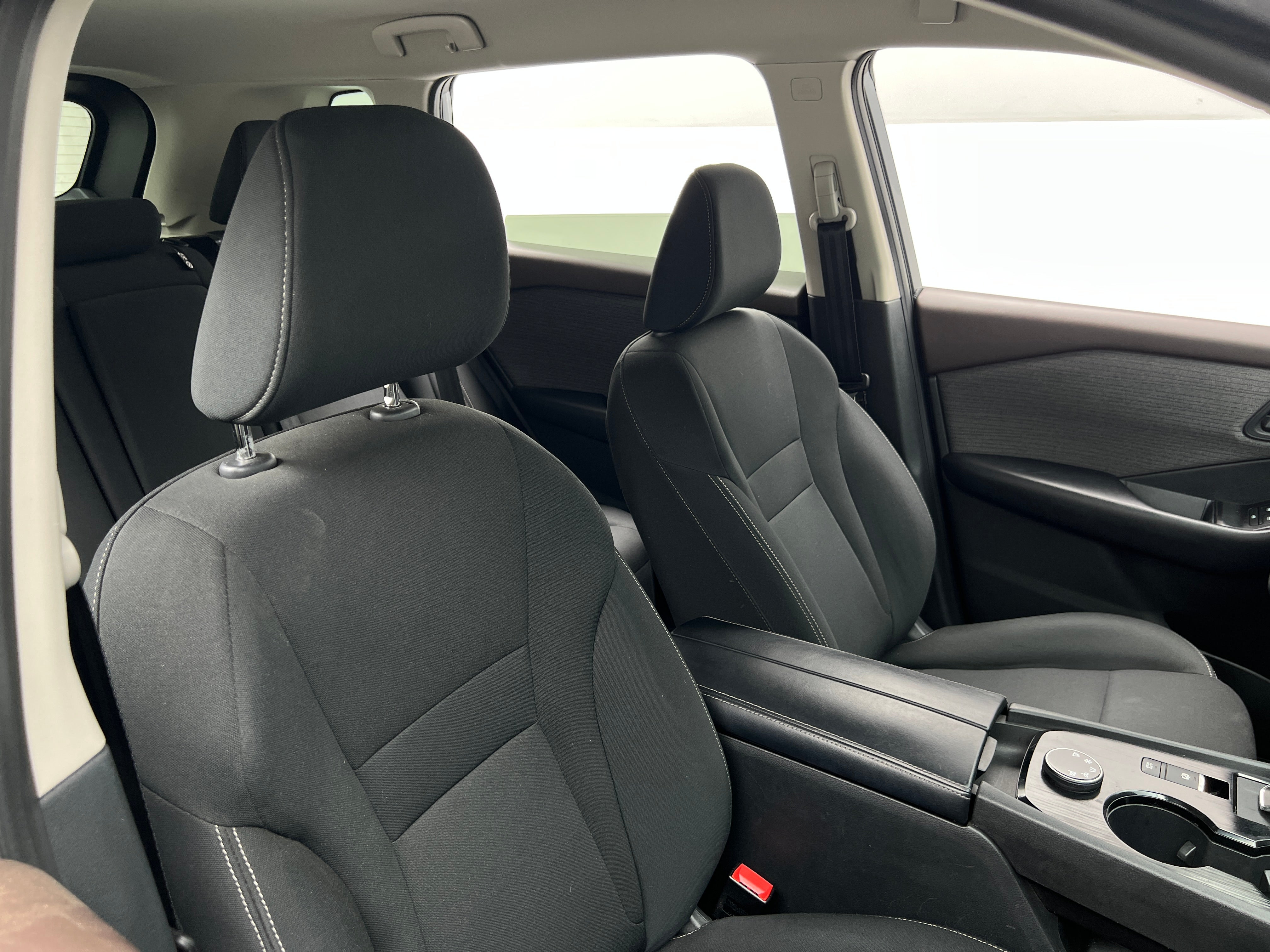 2023 Nissan Rogue S 2