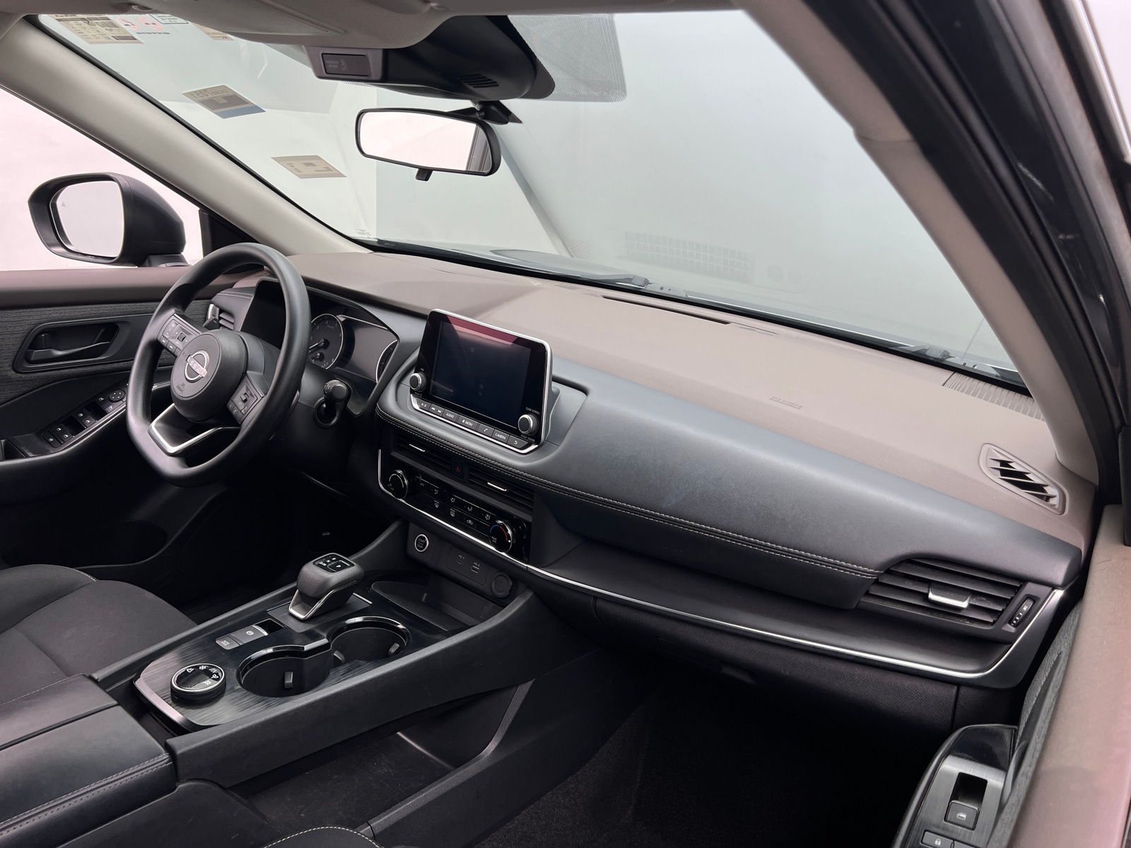 Thumbnail: 2023 Nissan Rogue - 3