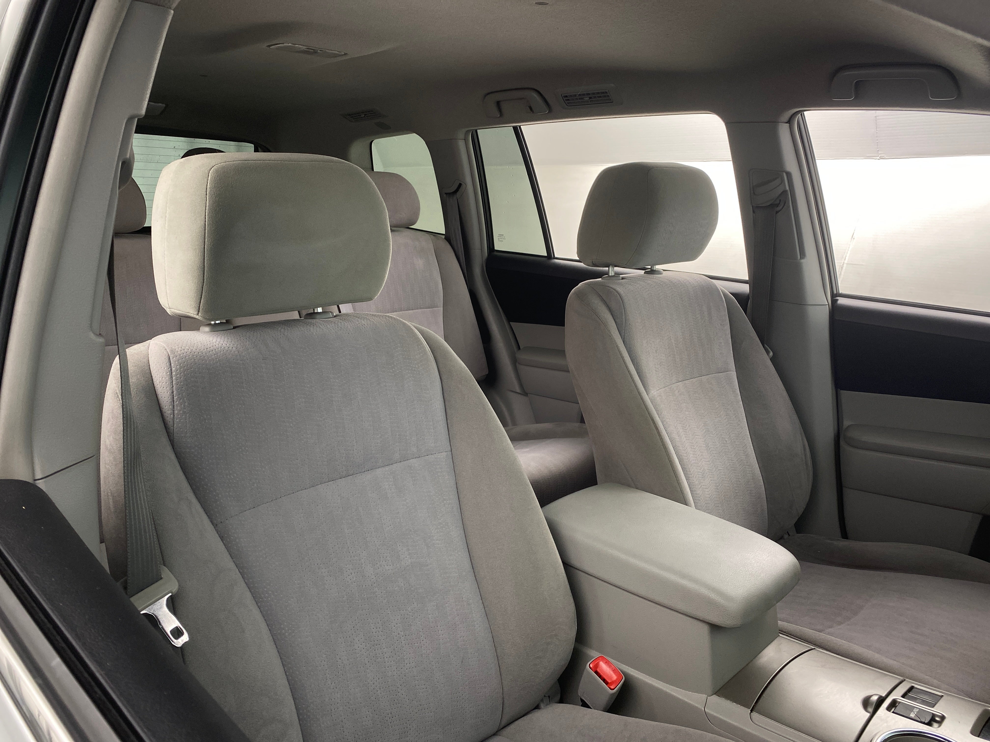 2012 Toyota Highlander Base 2