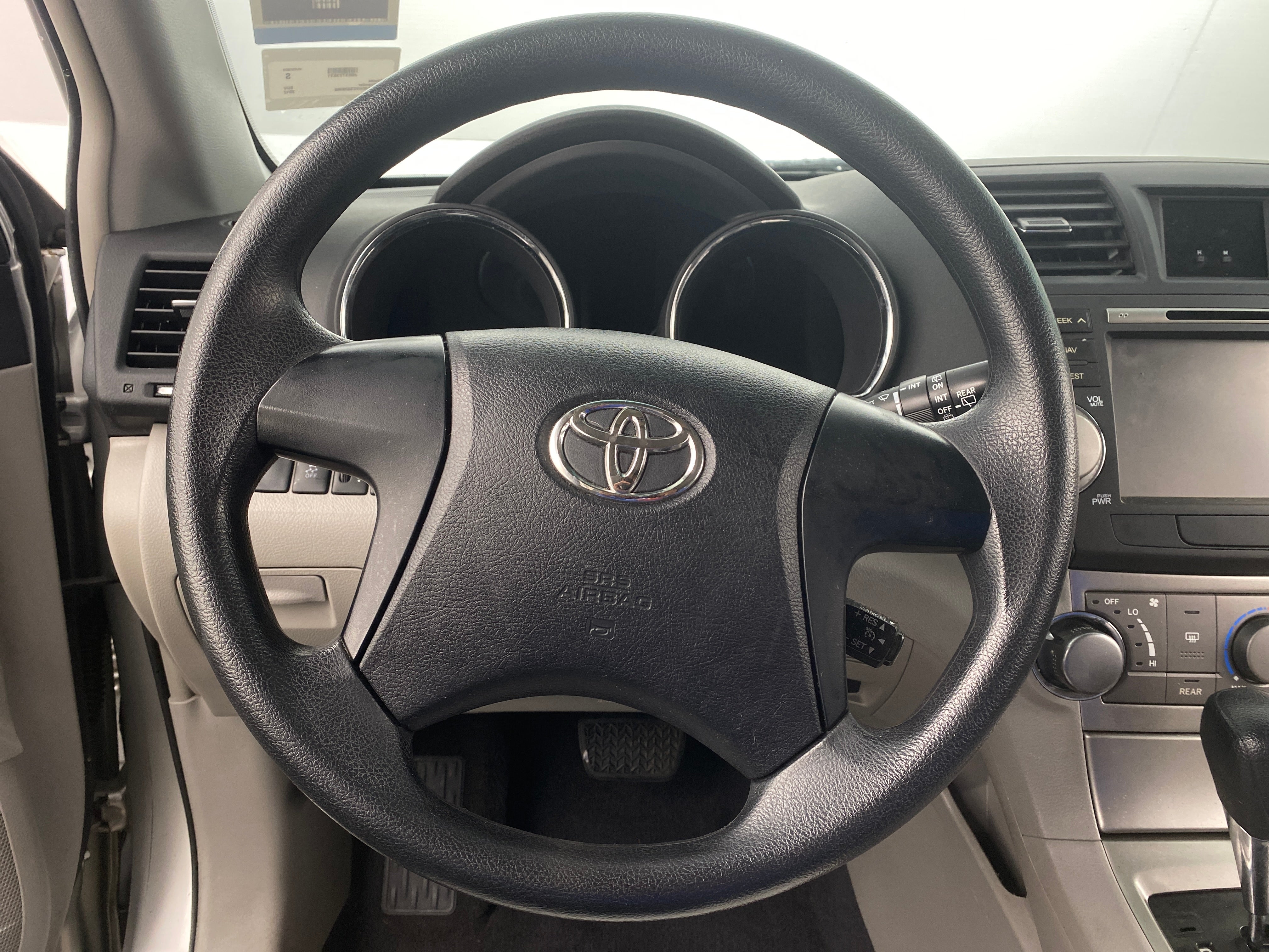 2012 Toyota Highlander Base 5
