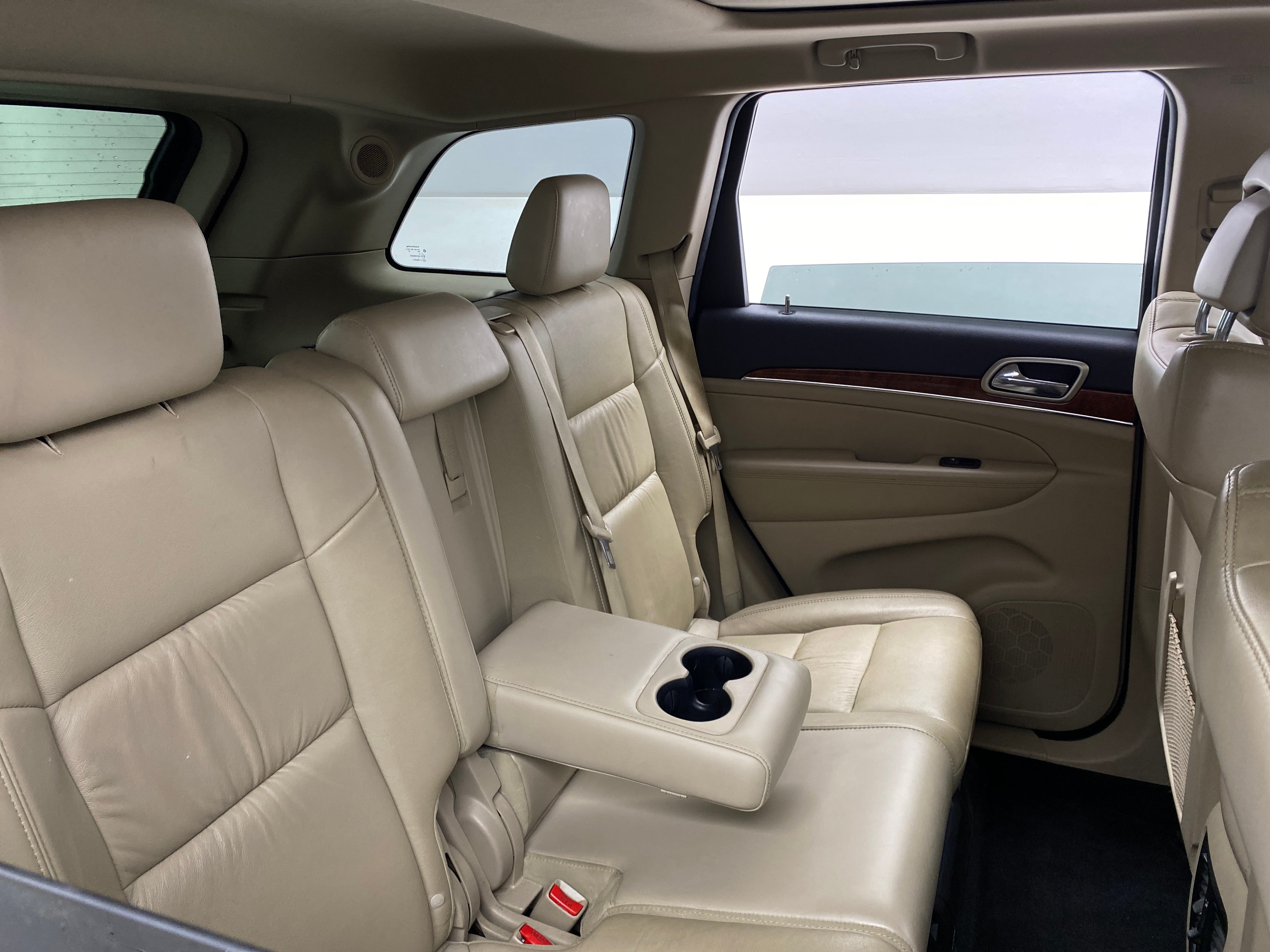 2011 Jeep Grand Cherokee Limited Edition 5