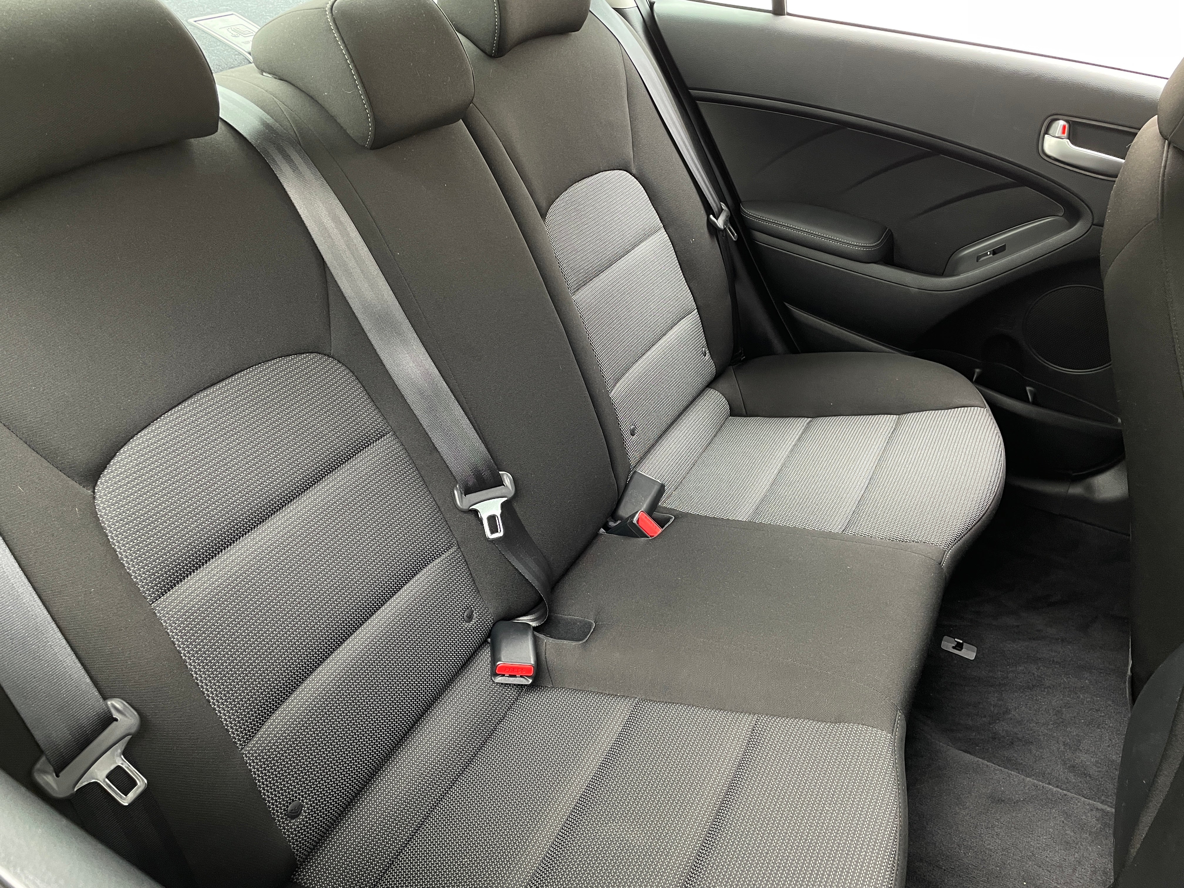 2017 Kia Forte LX 6