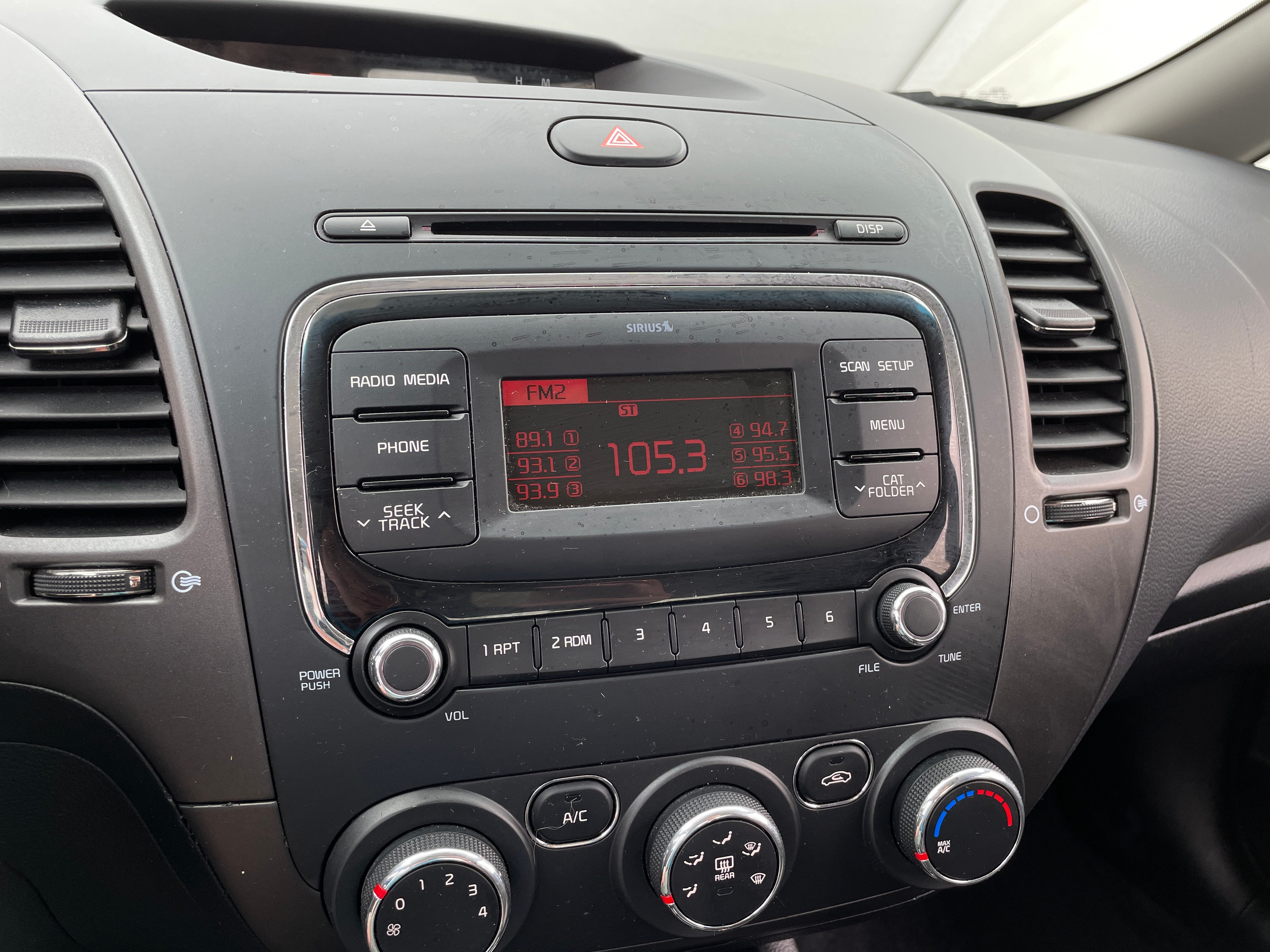 2017 Kia Forte LX 4