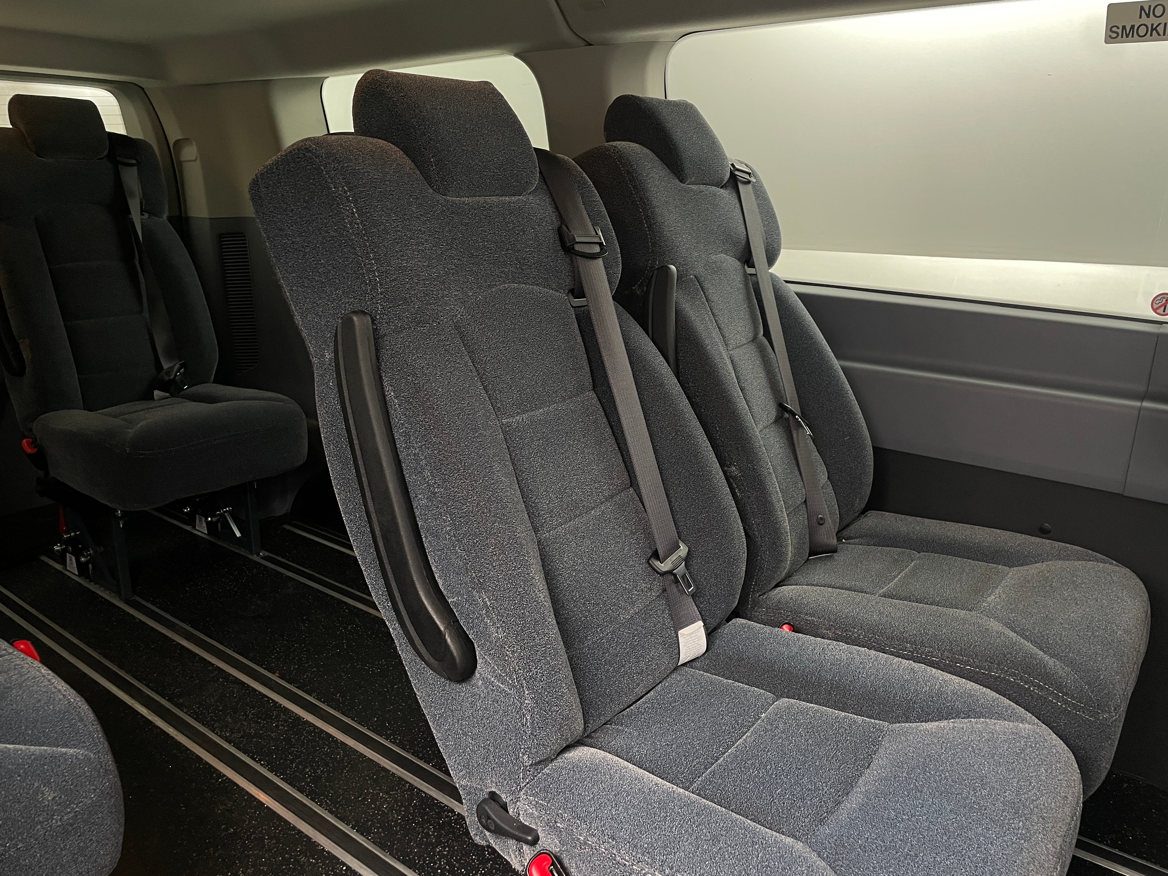 2019 Ford Transit Series 150 XLT 6