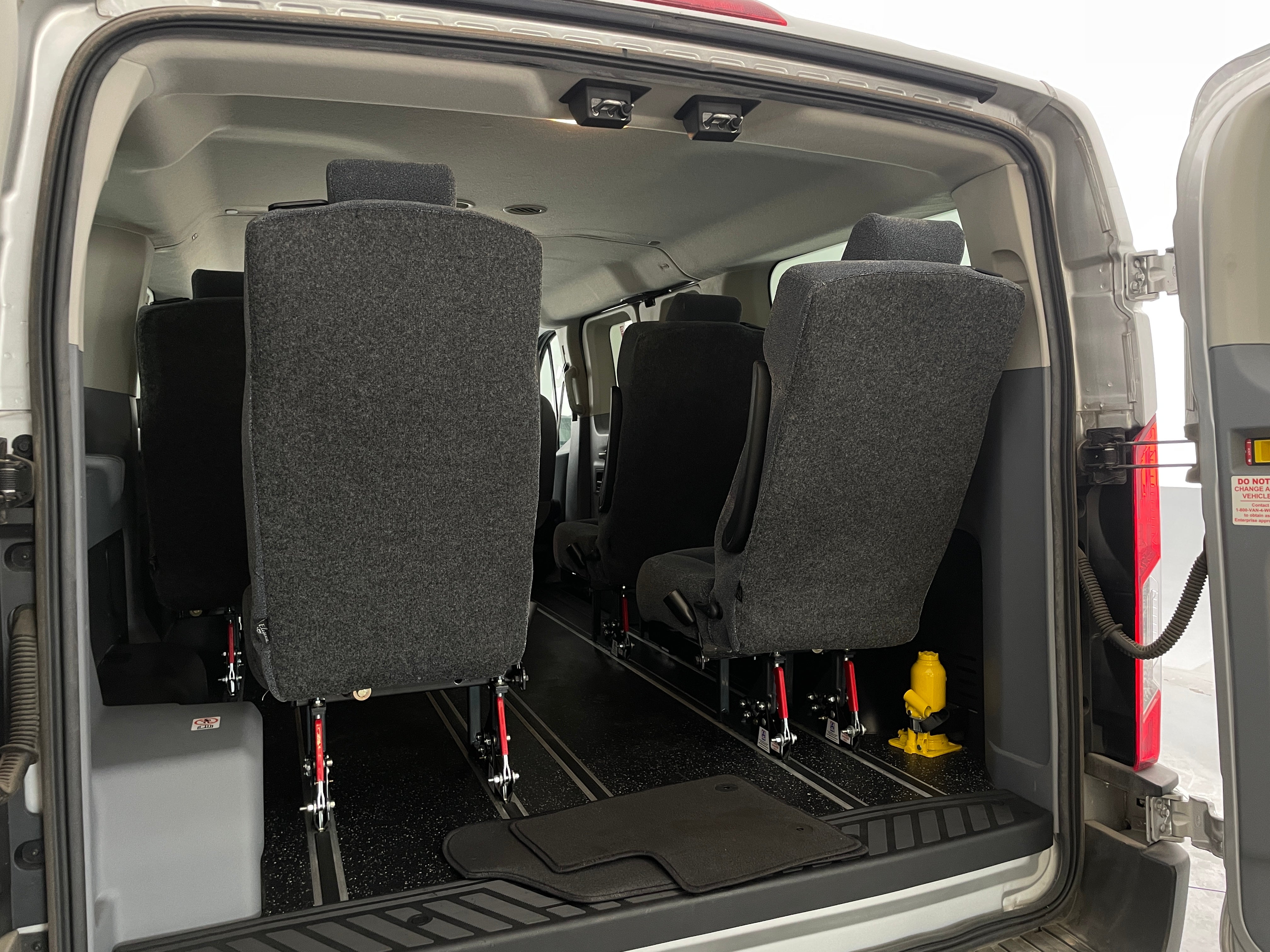 2019 Ford Transit Series 150 XLT 7