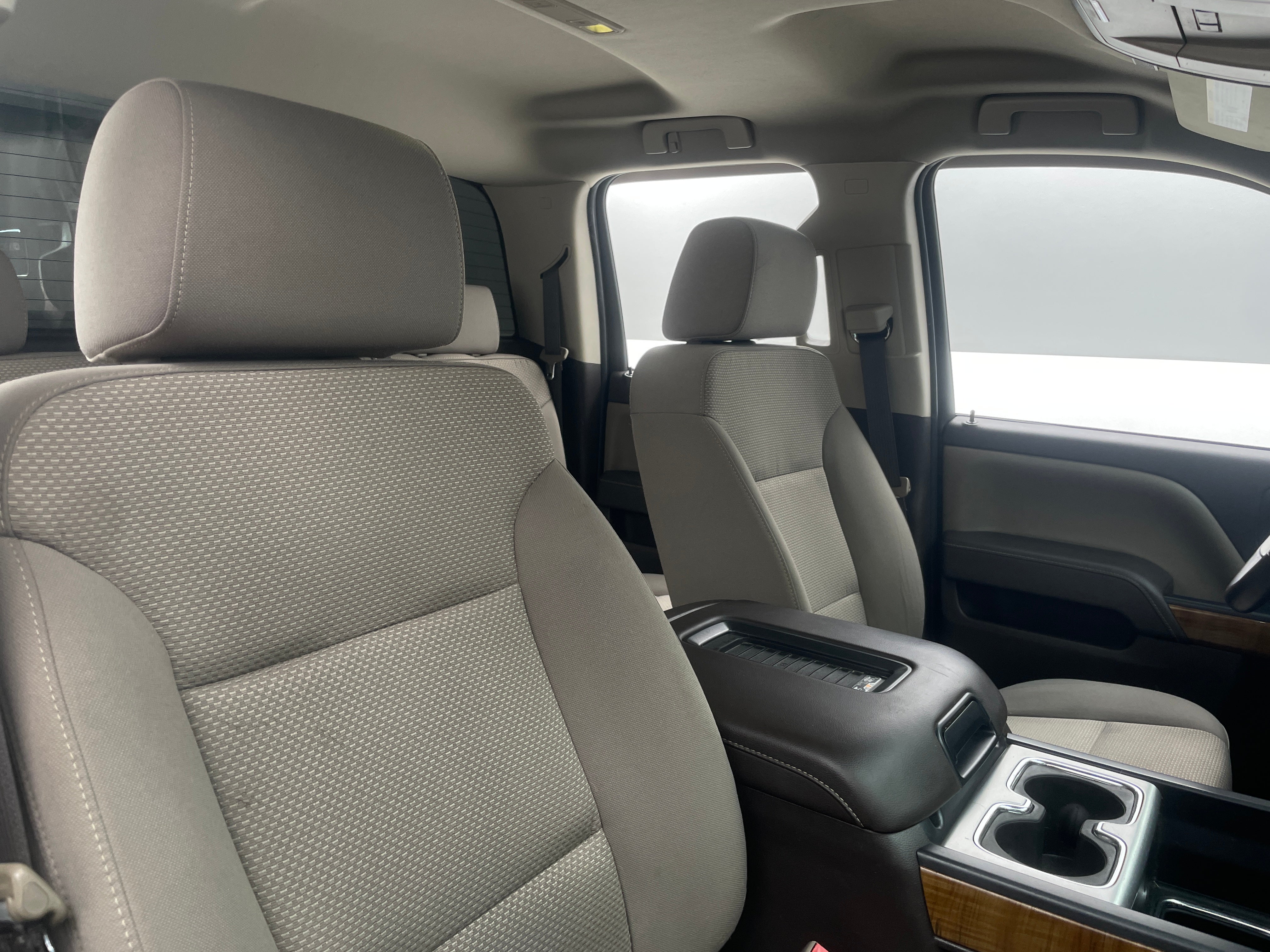 2017 GMC Sierra 1500 SLE 2
