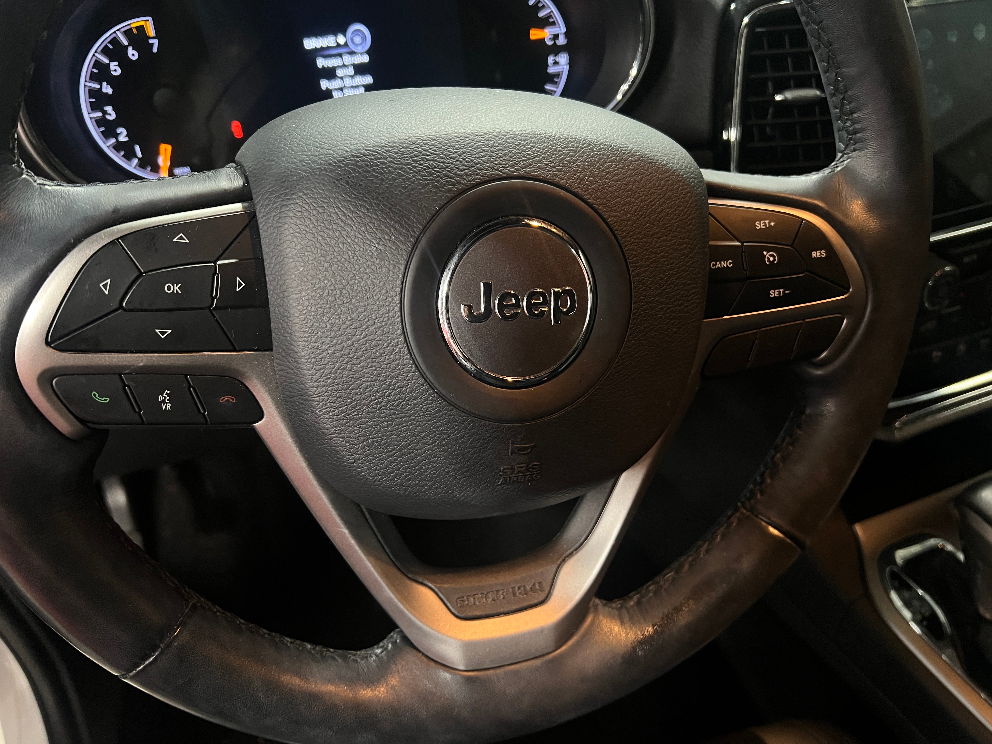 2020 Jeep Grand Cherokee Altitude 5