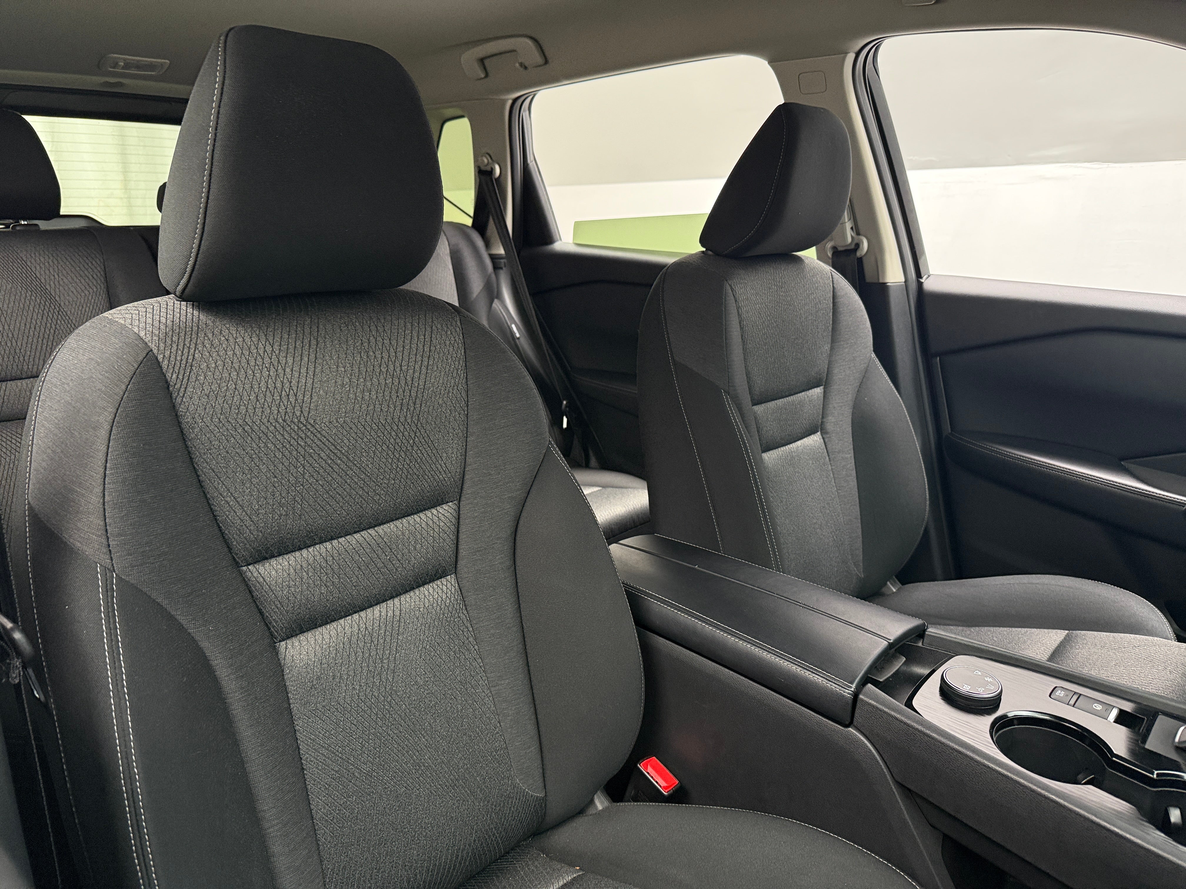 2024 Nissan Rogue SV 2
