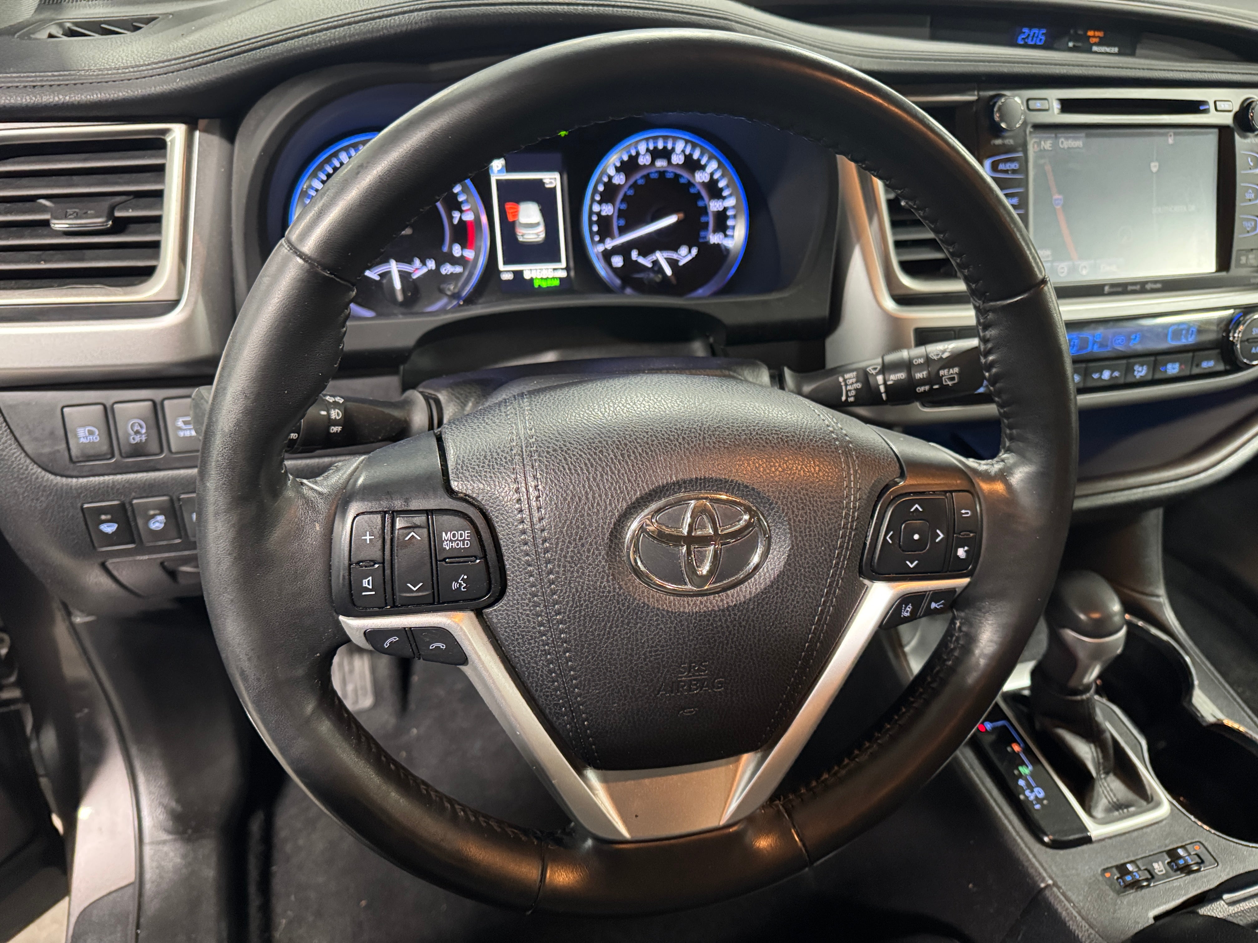 2019 Toyota Highlander Limited Platinum 4