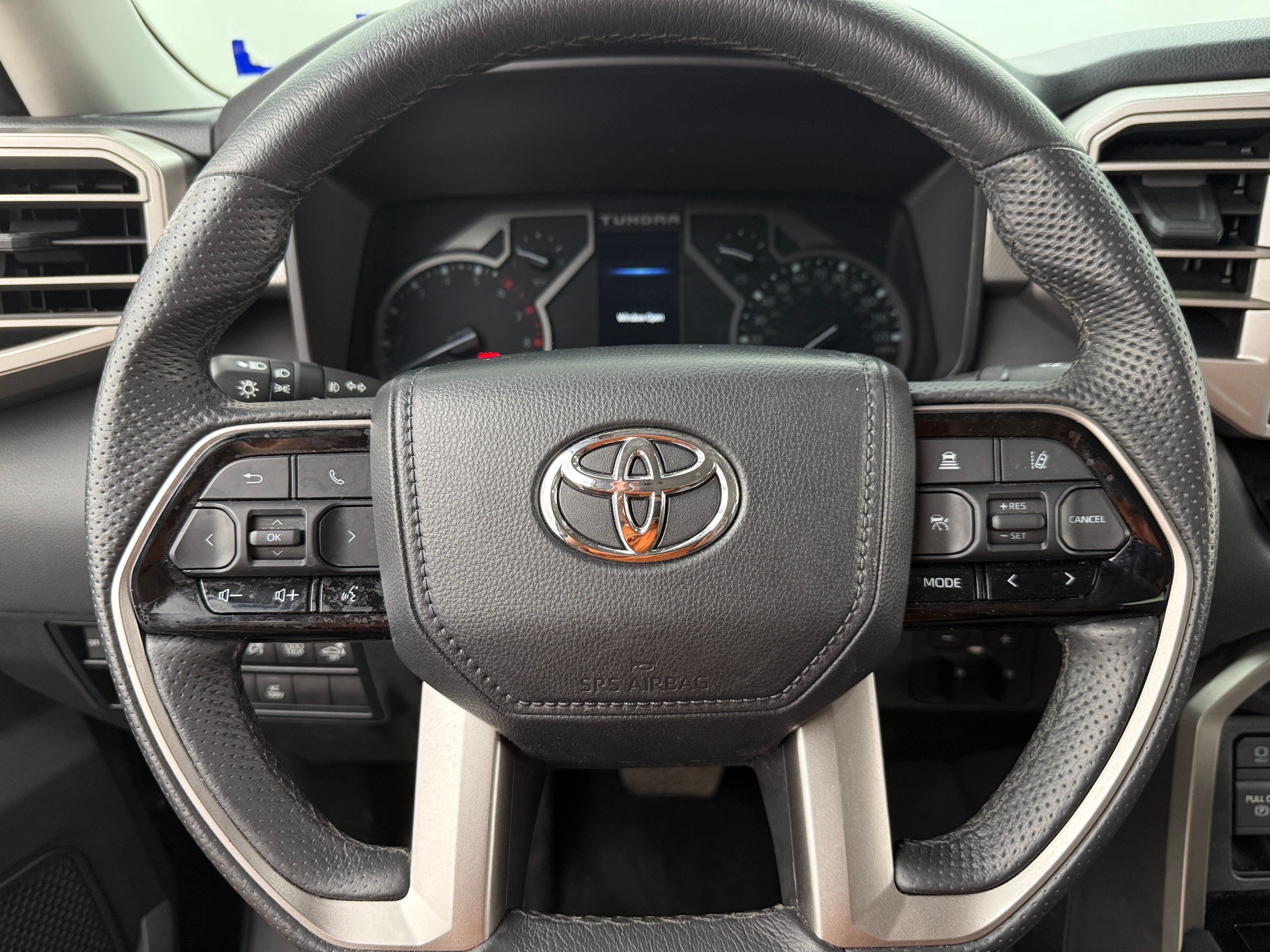 2023 Toyota Tundra Limited 4