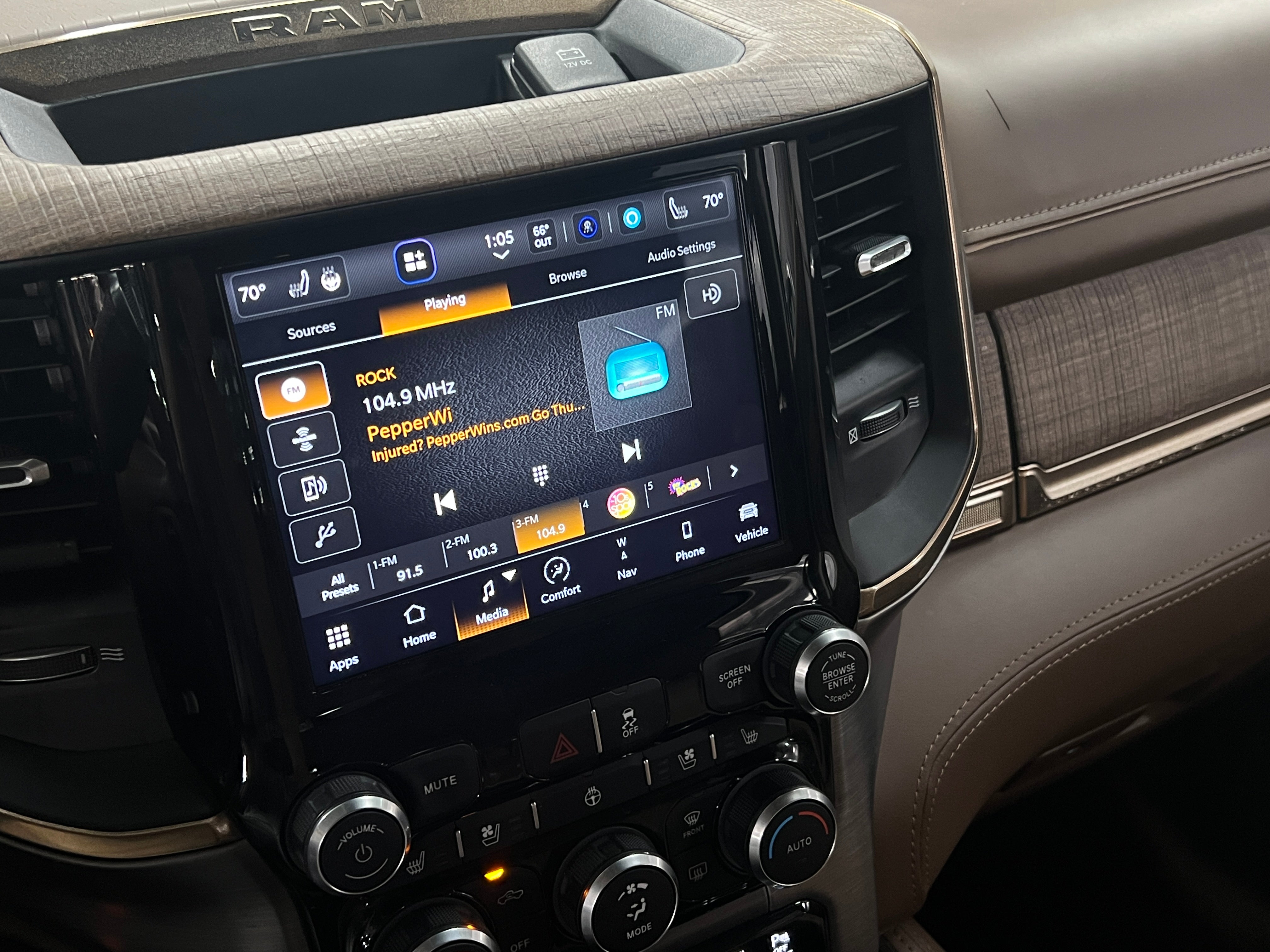 2023 RAM 2500 laramie Longhorn 3