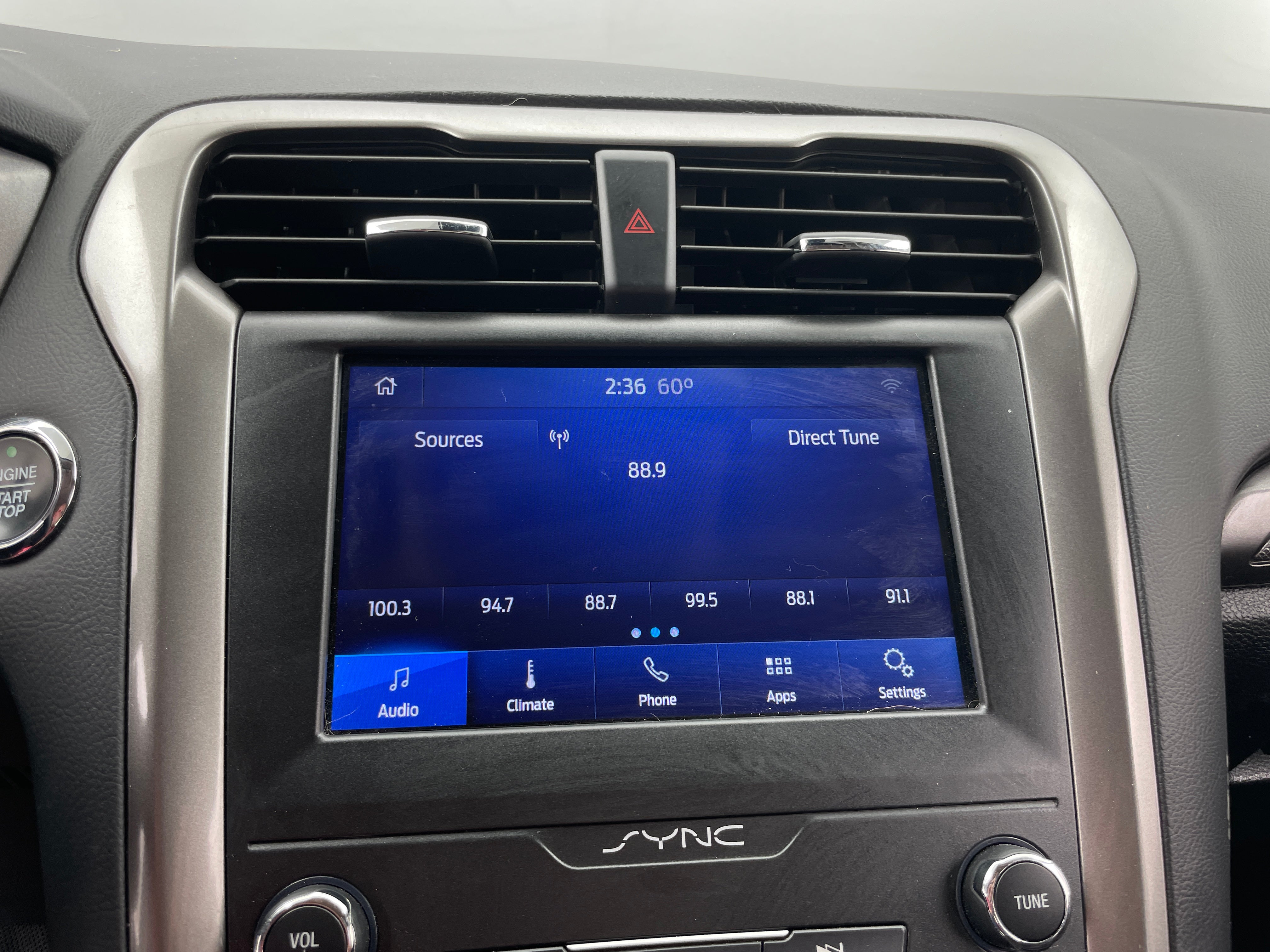 2020 Ford Fusion SE 4