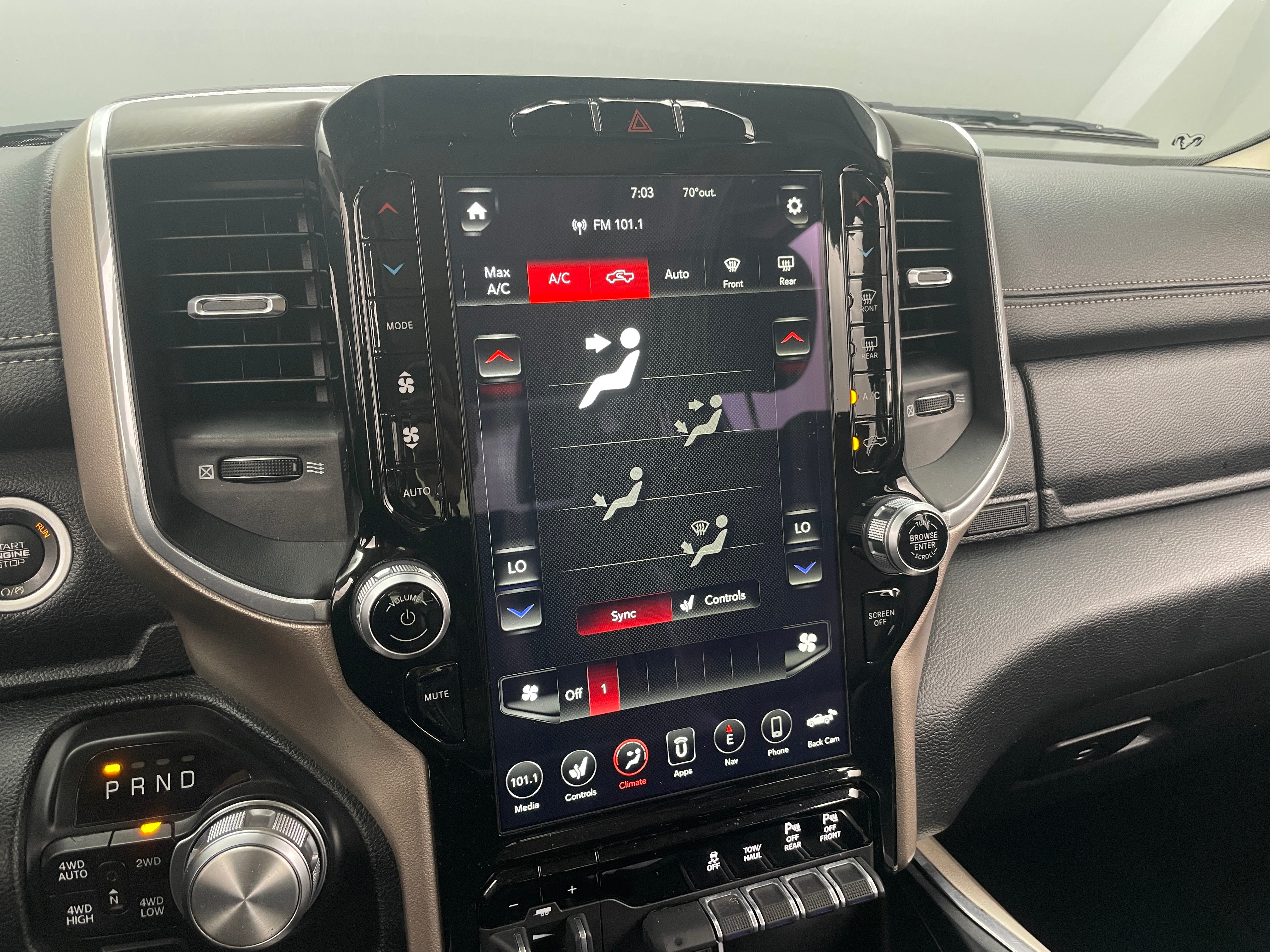 2021 RAM 1500 Laramie 3