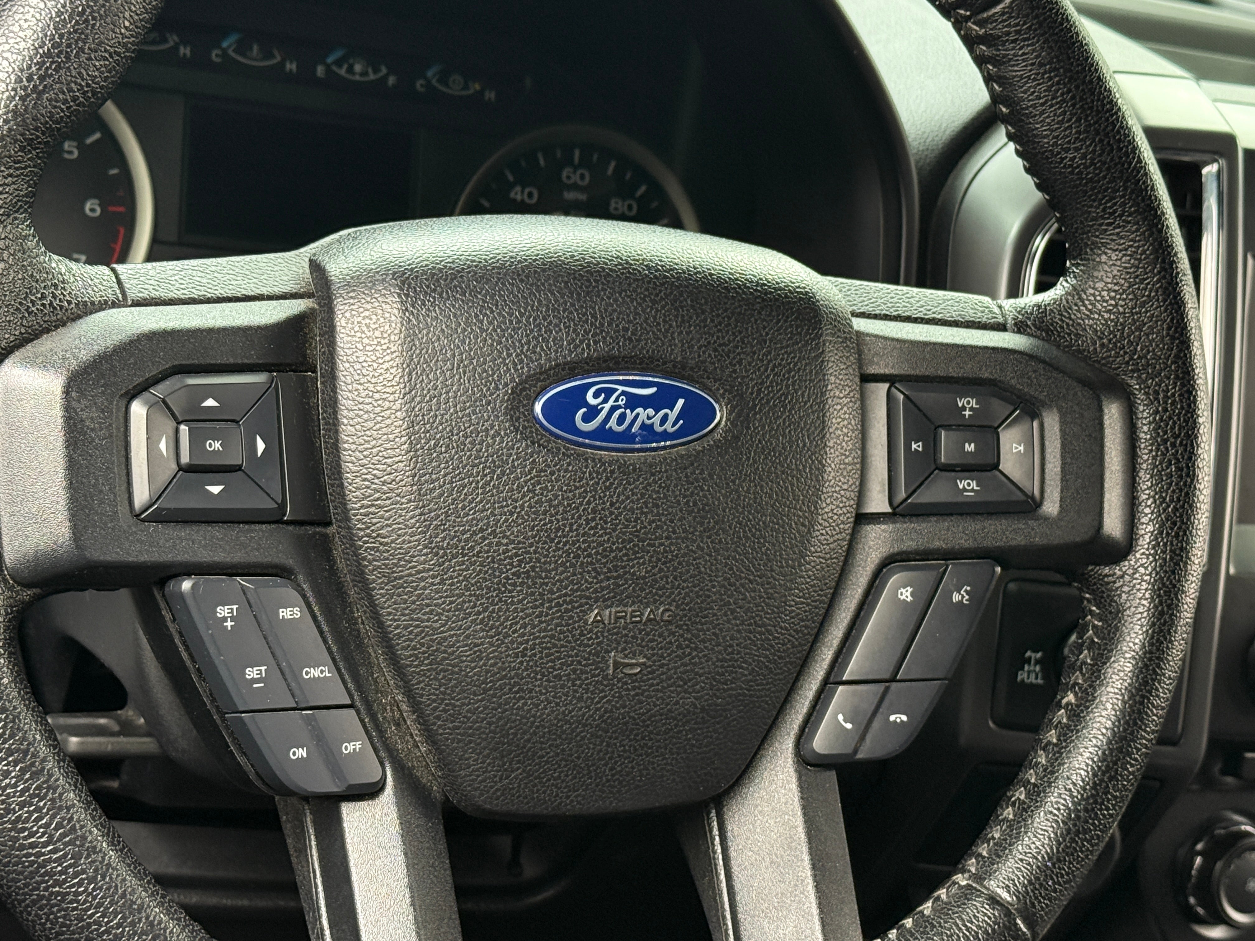 2016 Ford Econoline E-150 5