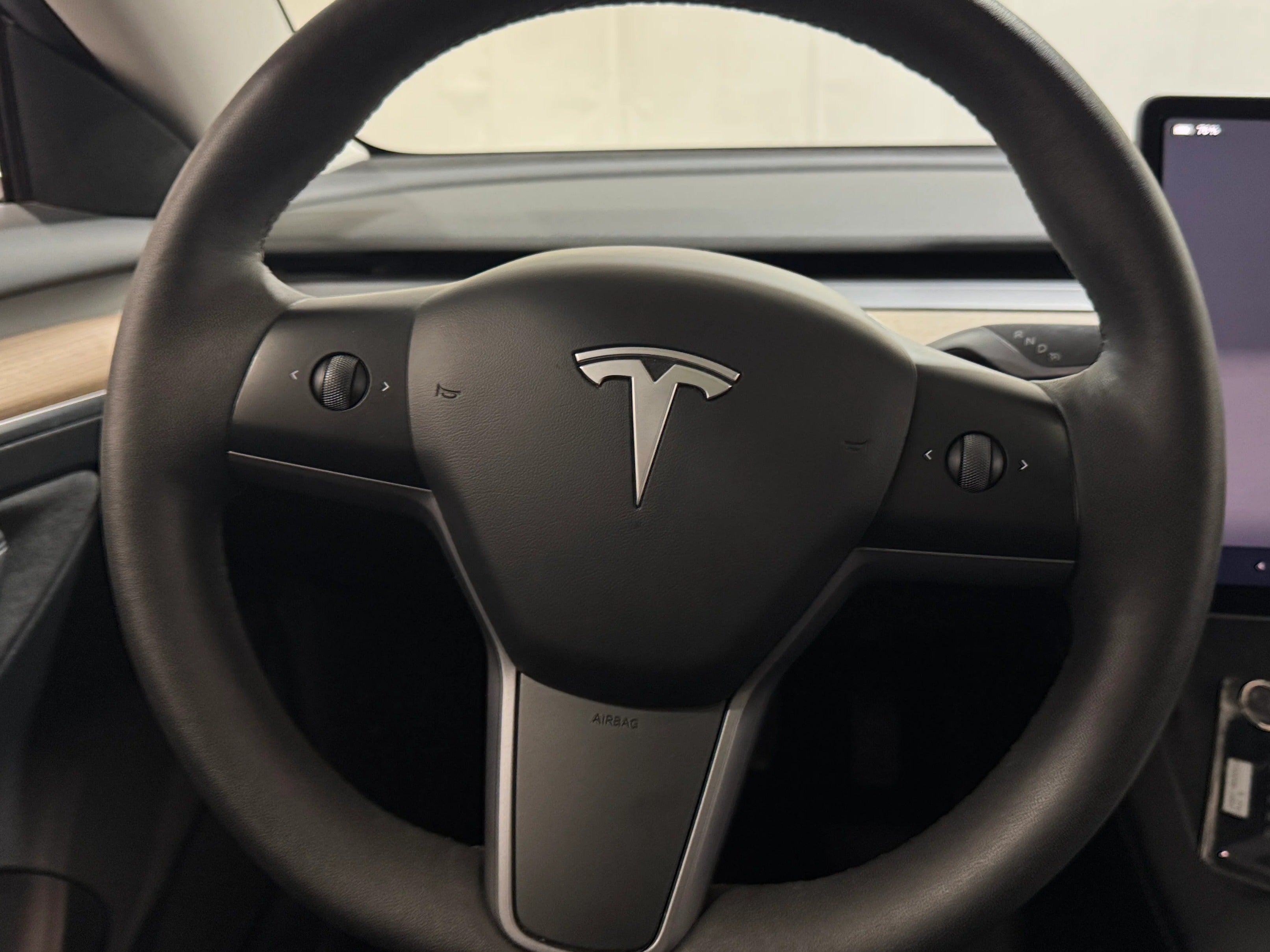 2023 Tesla Model 3 Standard Range 4