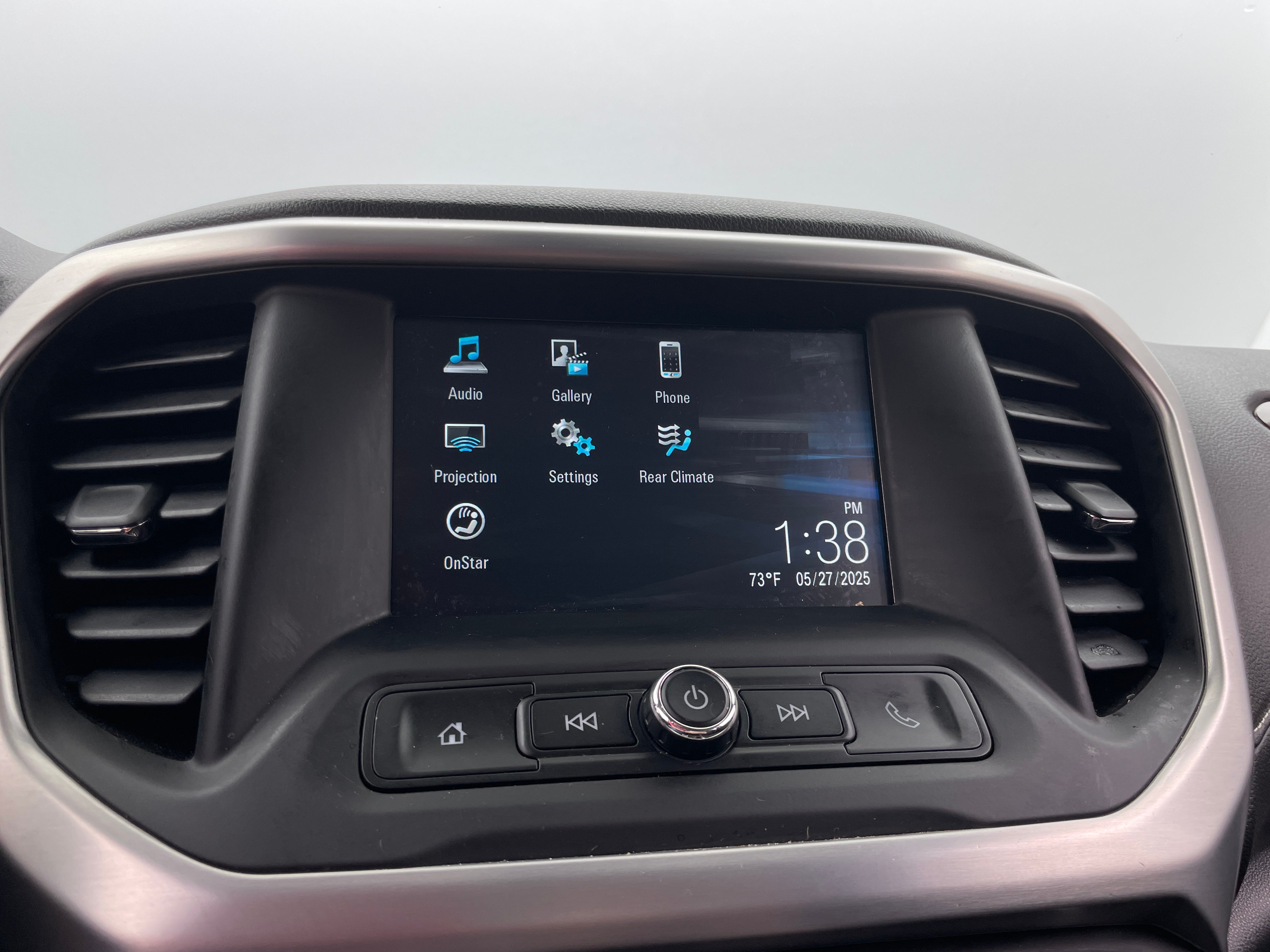 2017 GMC Acadia SLE 4
