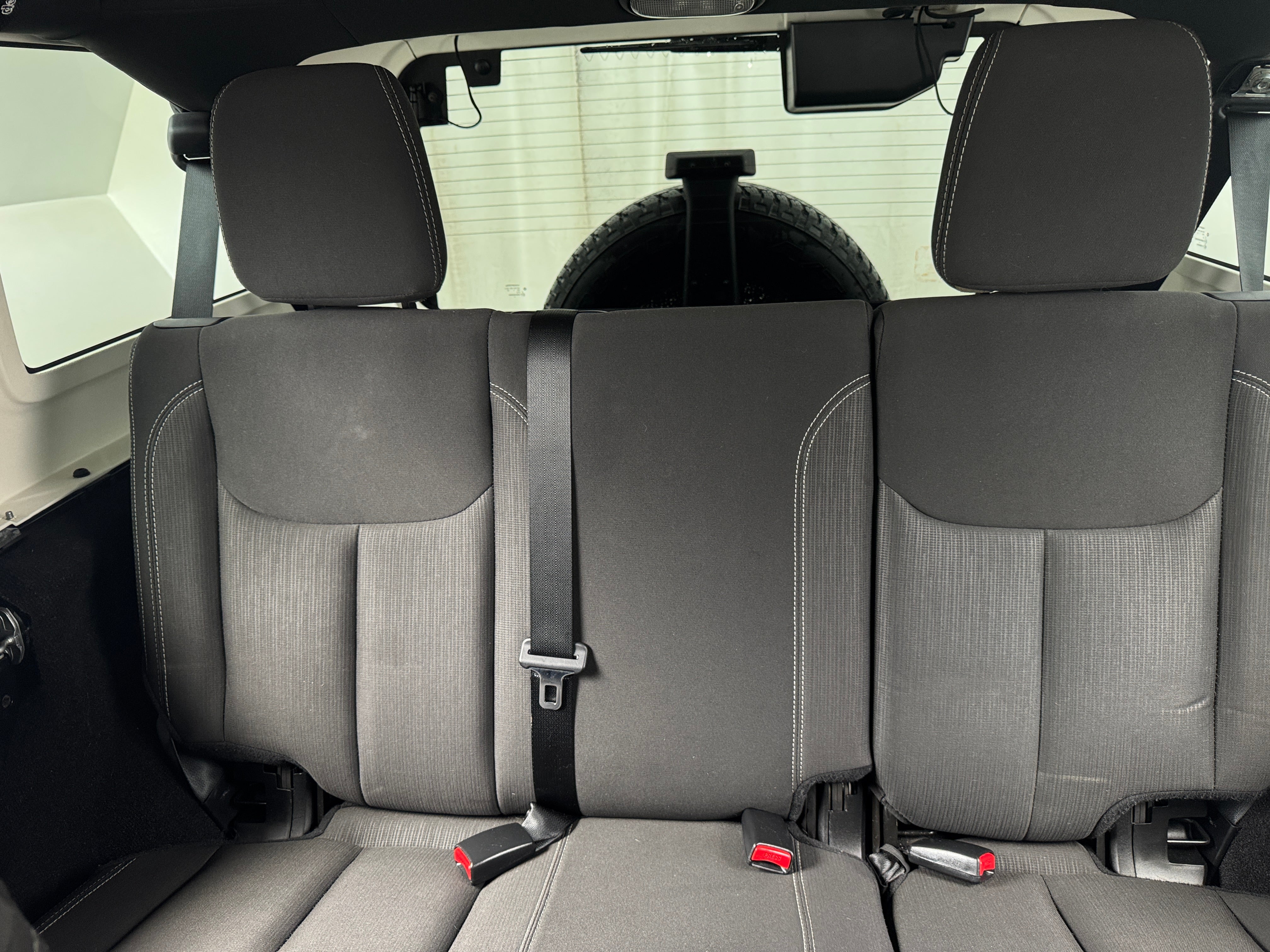 2017 Jeep Wrangler Unlimited Sahara 6