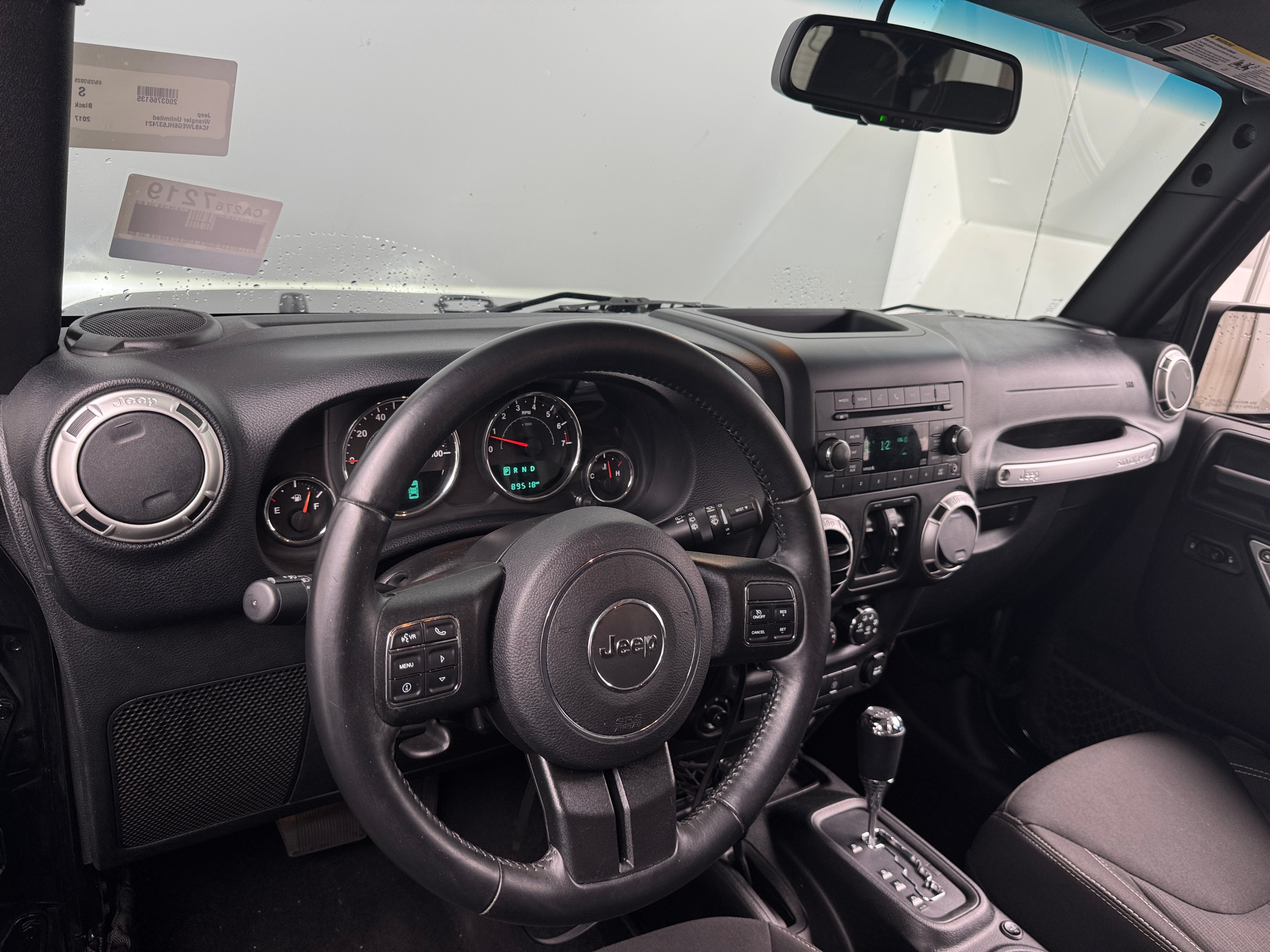 2017 Jeep Wrangler Unlimited Sahara 3