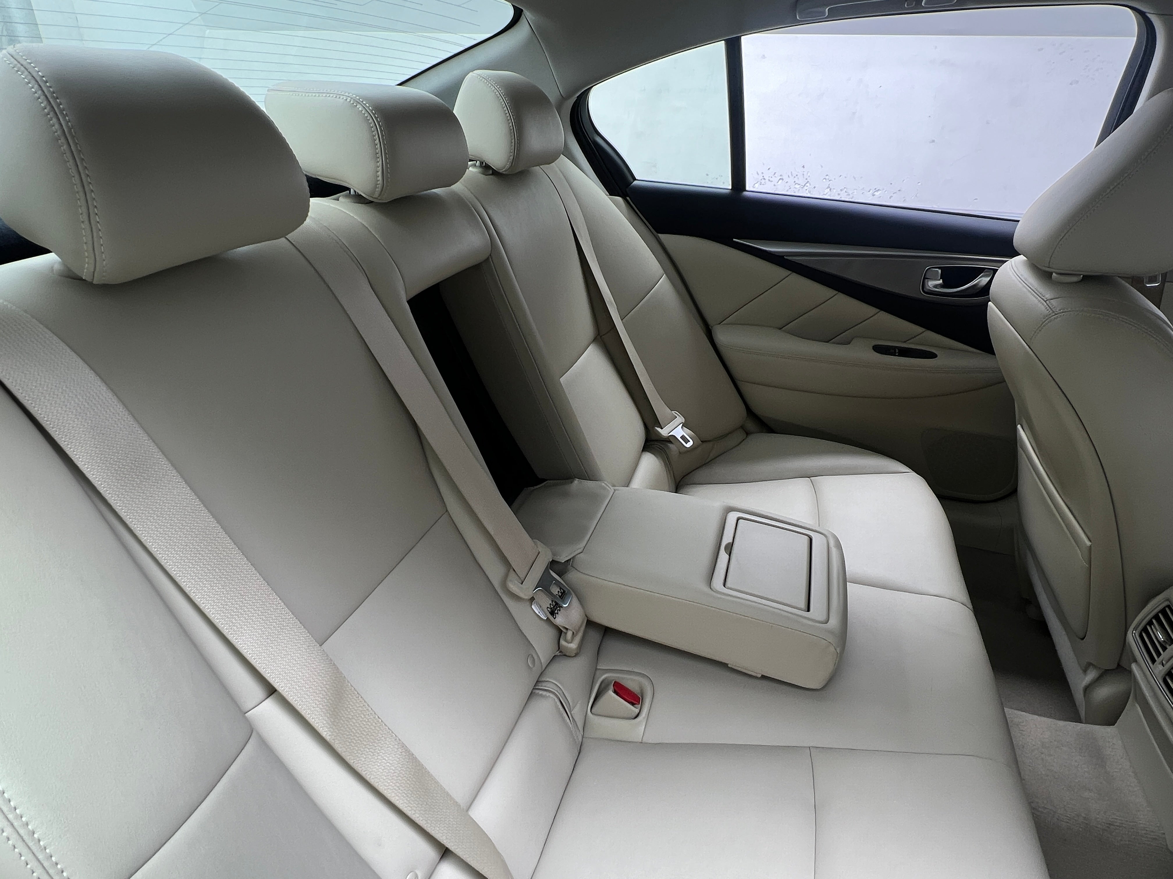 2017 INFINITI Q50 Premium 5