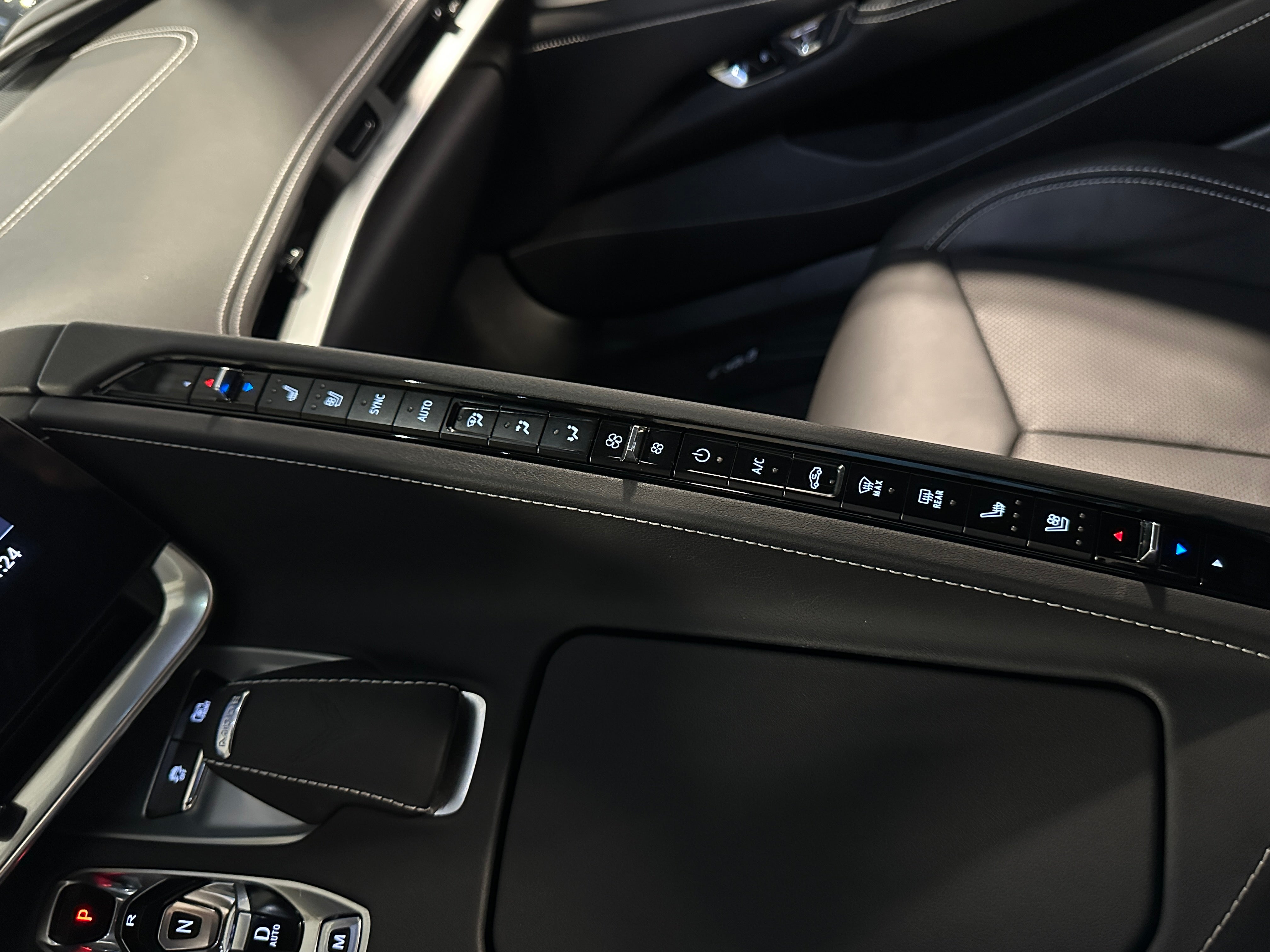 2022 Chevrolet Corvette Stingray 3