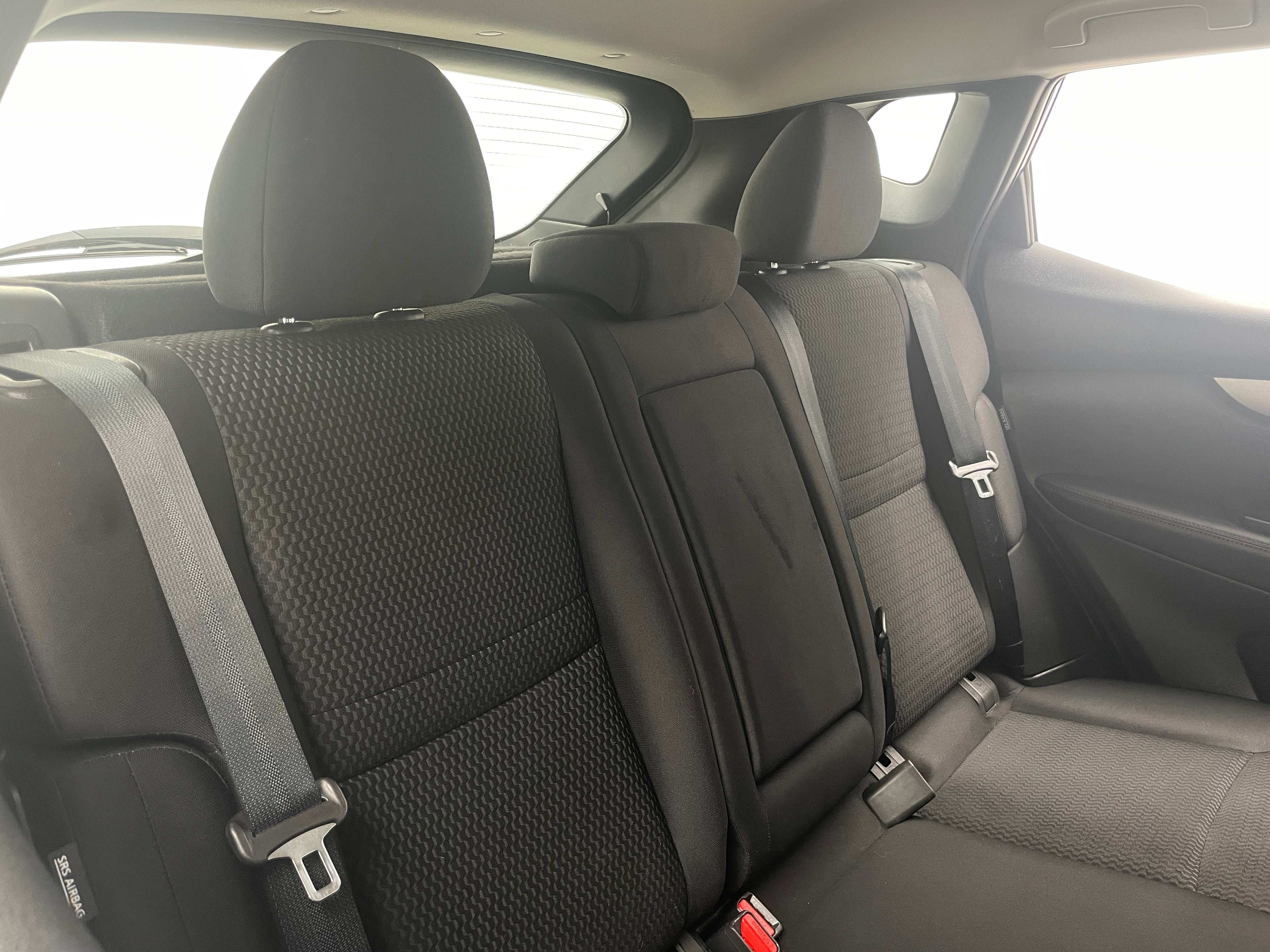 2020 Nissan Rogue Sport S 6